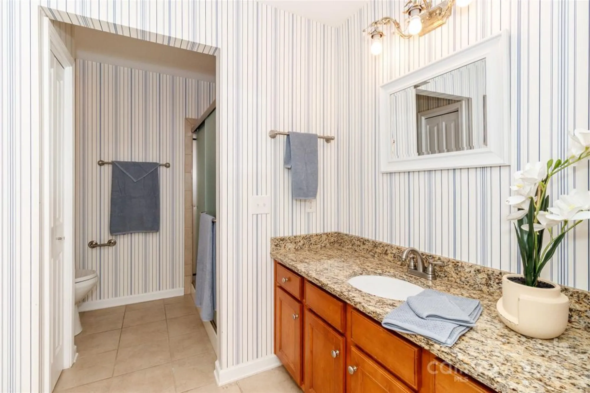 Property Slideshow image 20 of 39 | 3546 south bank ct, Matthews, NC, 28105