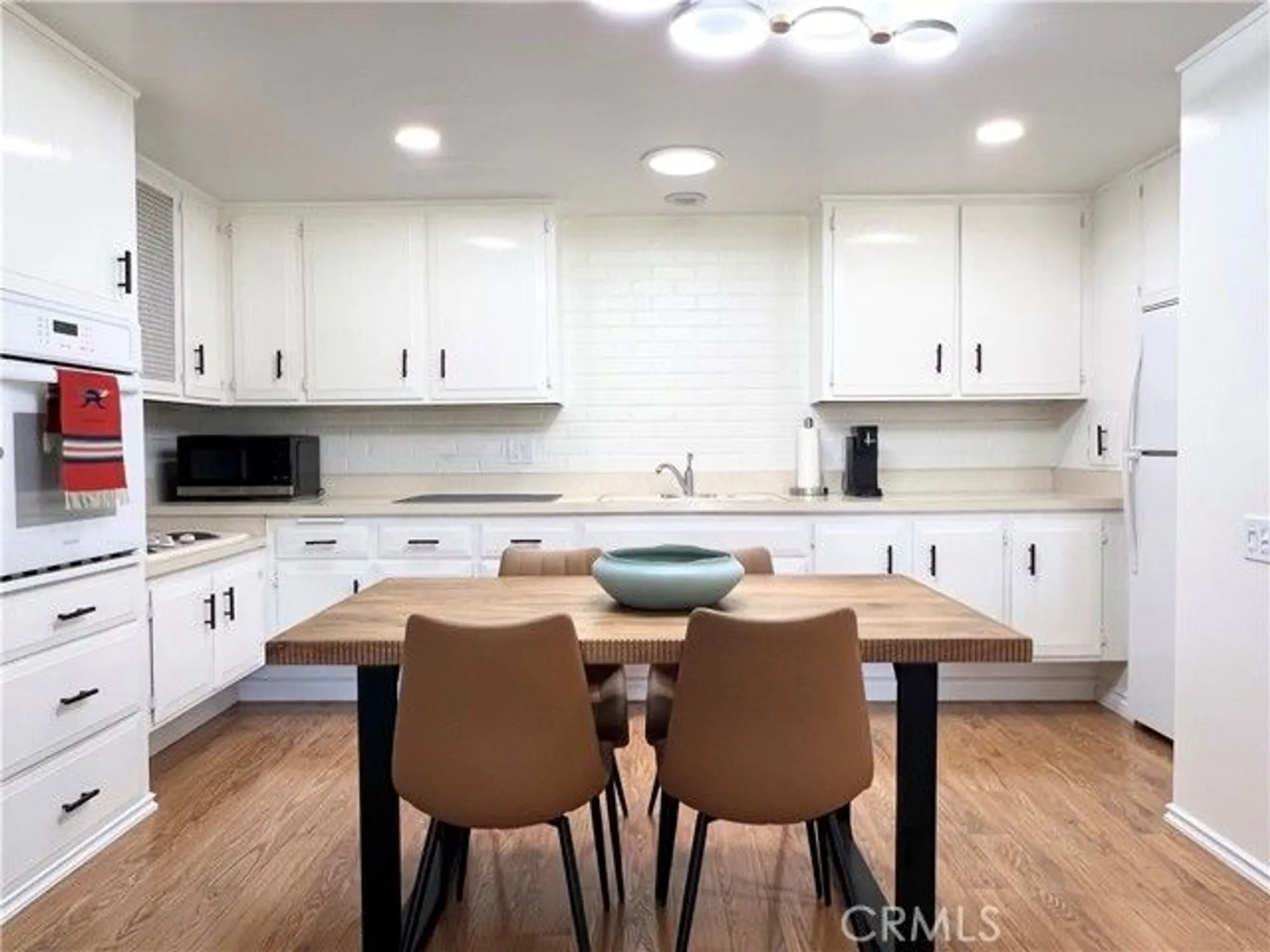 Property Slideshow image 16 of 40 | 13741 annandale dr apt 20d, Seal Beach, CA, 90740