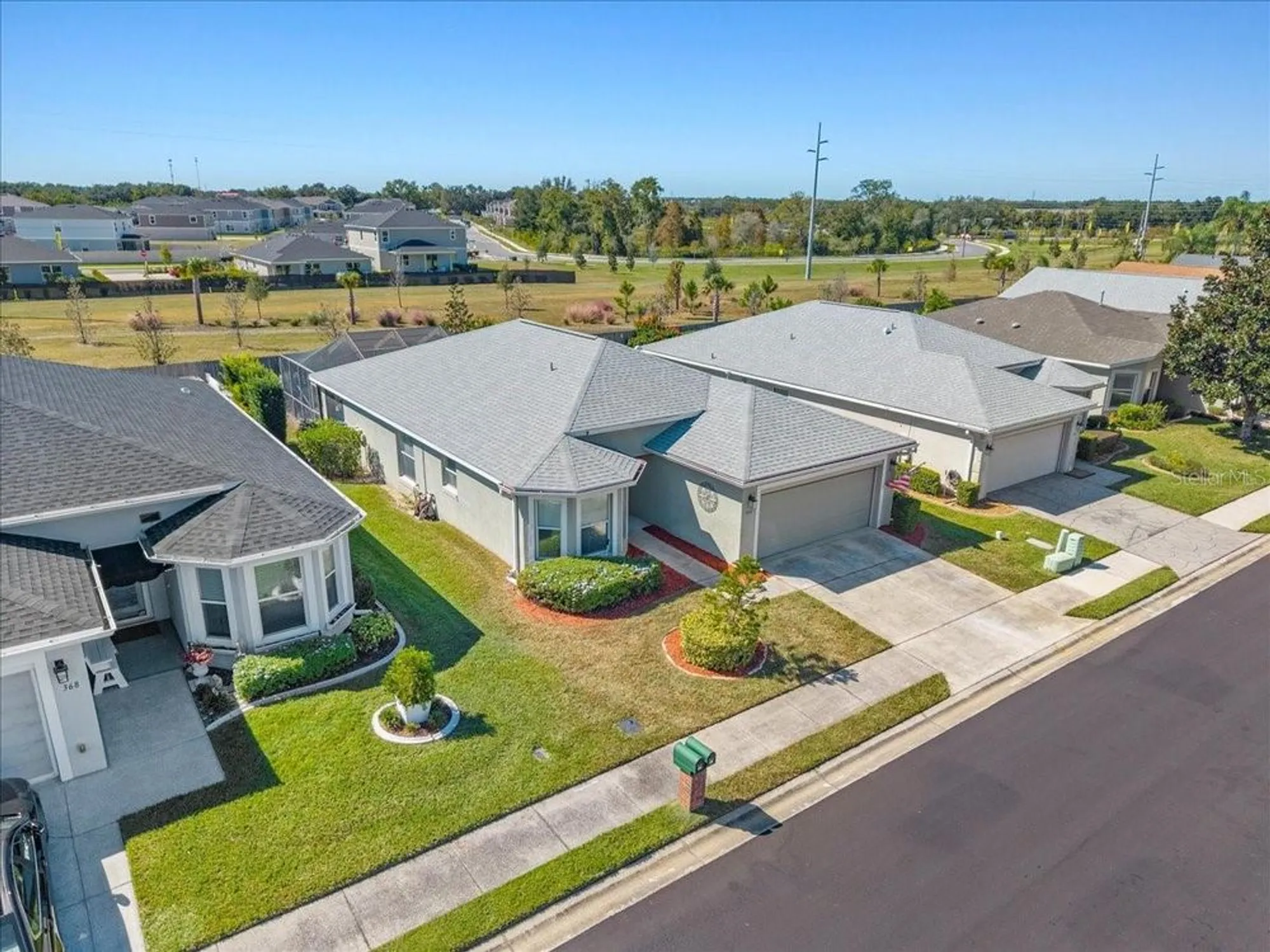 Property Slideshow image 4 of 42 | 364 lake suzanne dr, Lake Wales, FL, 33859