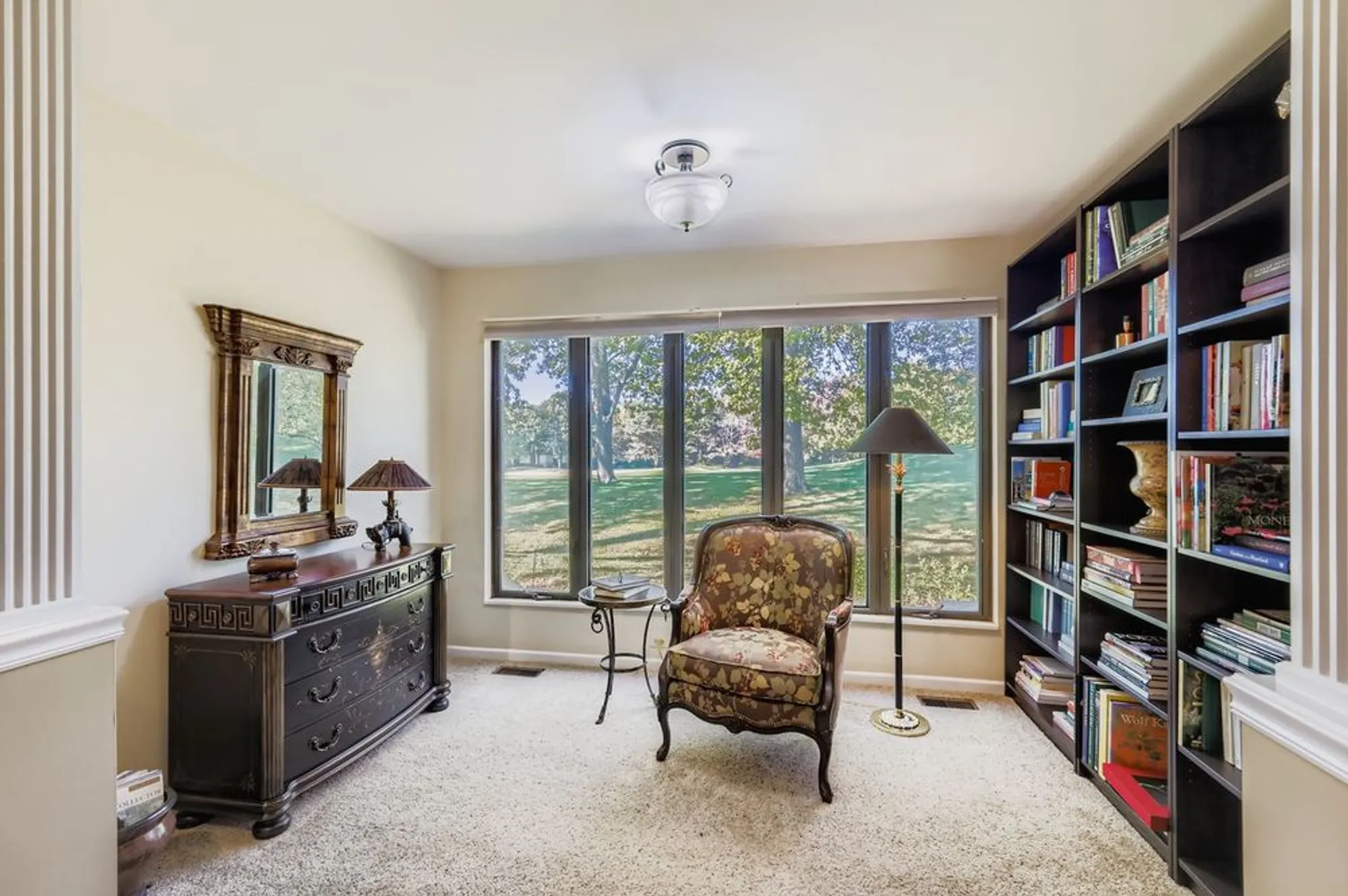 Property Slideshow image 10 of 53 | 668 shoreline rd, Lake Barrington, IL, 60010