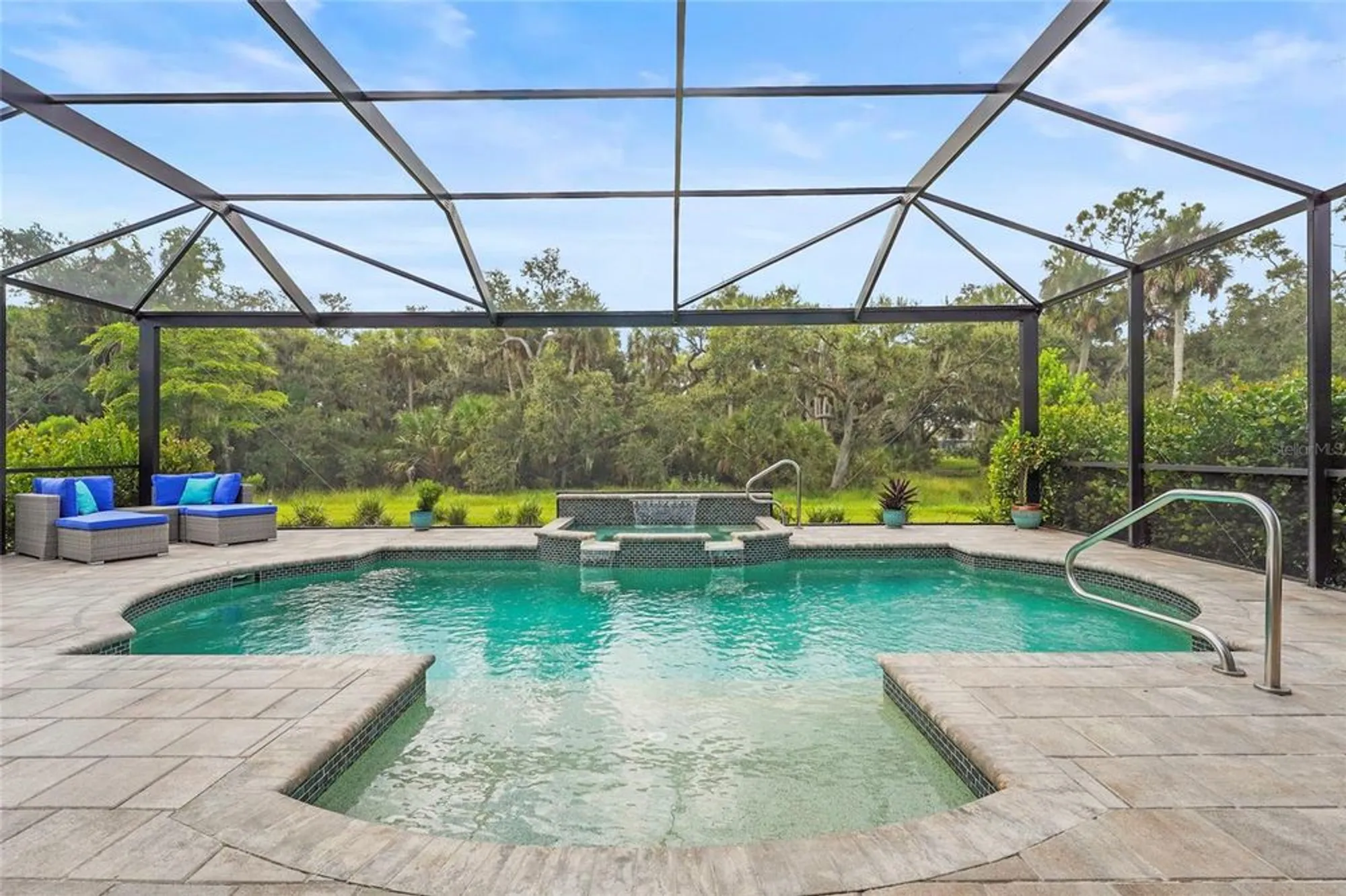 Property Slideshow image 8 of 41 | 10179 milky way cir, Sarasota, FL, 34241