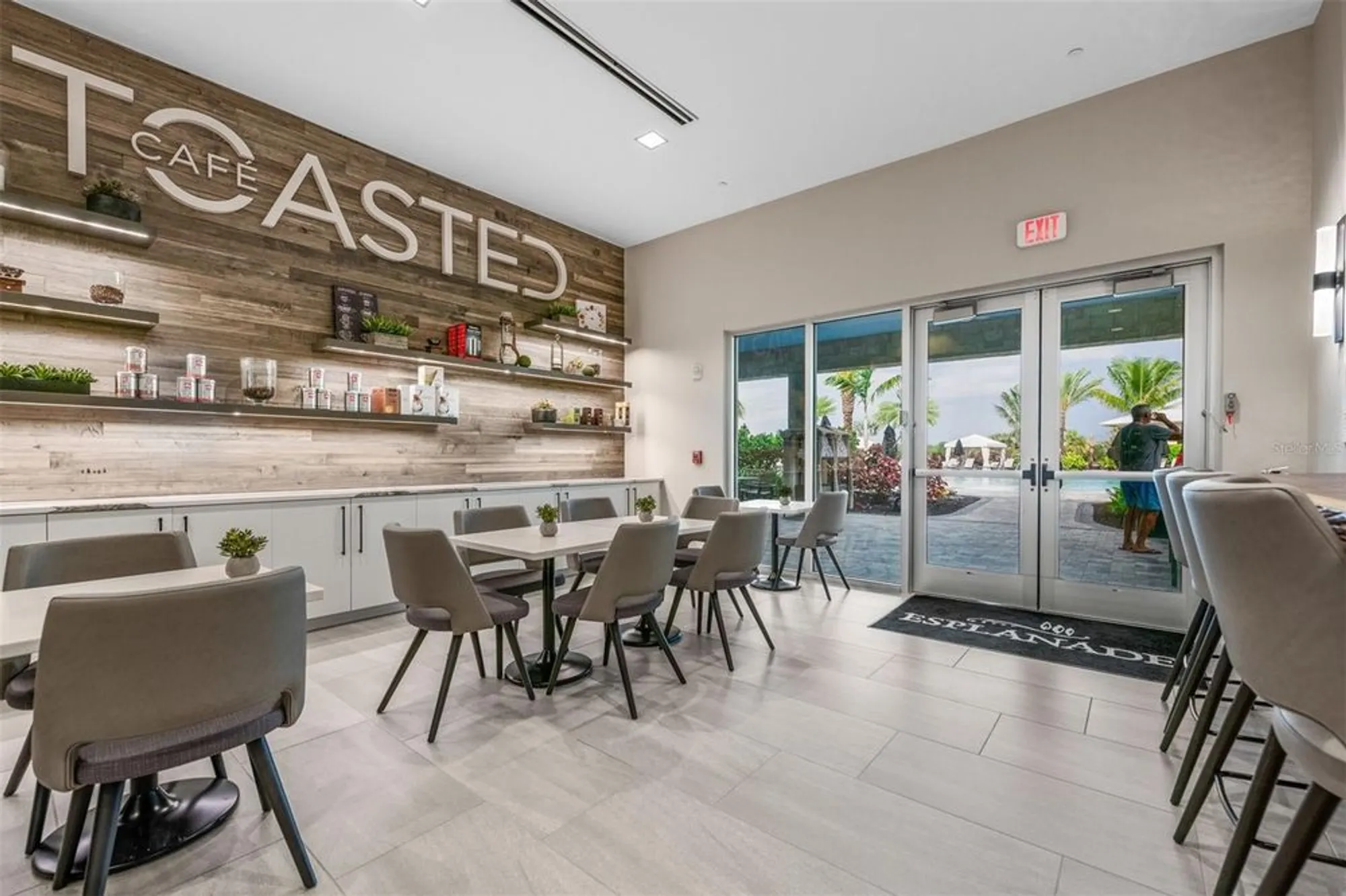 Property Slideshow image 76 of 99 | 3025 veneto ct, Bradenton, FL, 34211