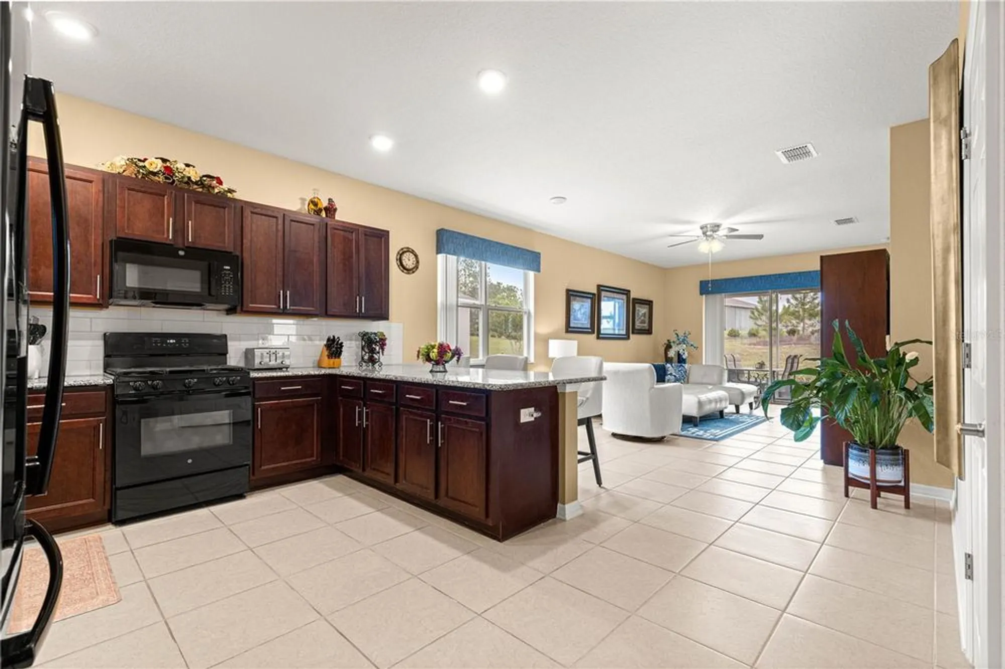 Property Slideshow image 15 of 86 | 9868 sw 100th terrace rd, Ocala, FL, 34481