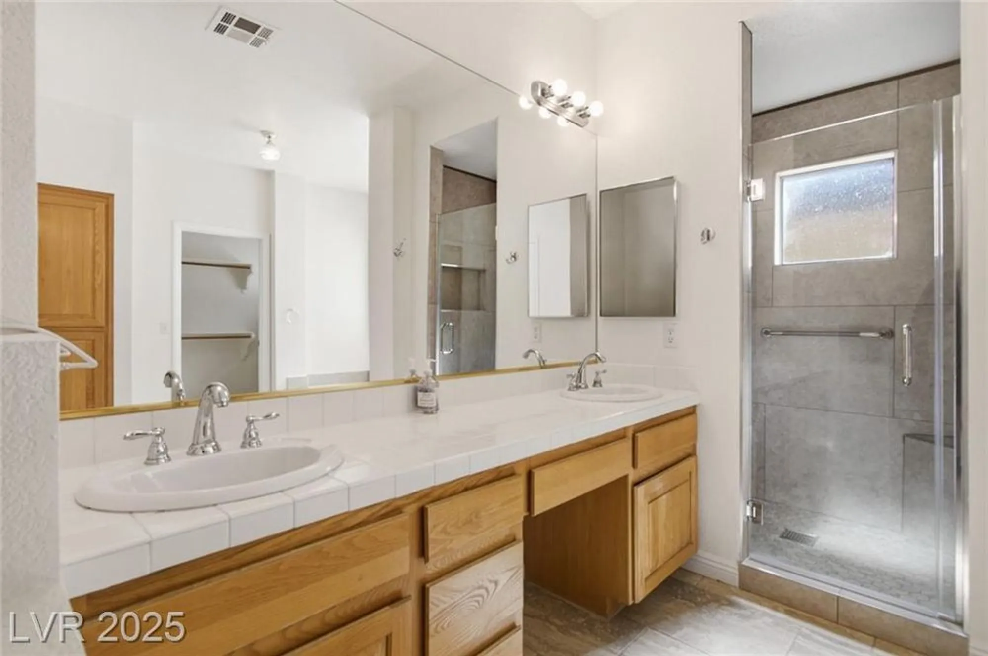 Property Slideshow image 17 of 55 | 429 mill hollow rd, Las Vegas, NV, 89107
