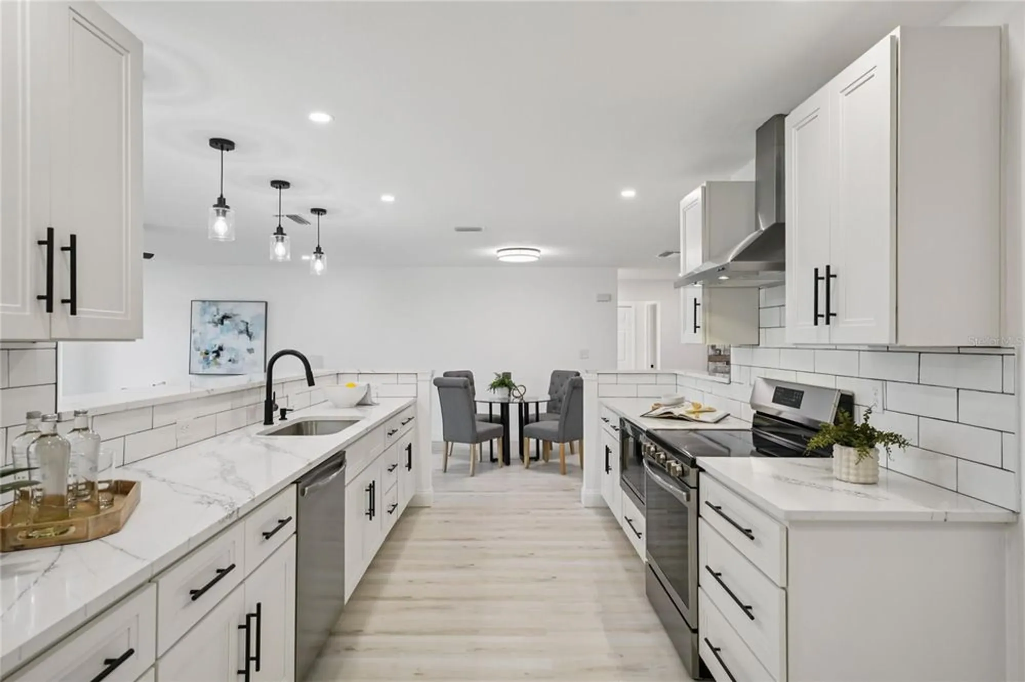 Property Slideshow image 6 of 58 | 9218 39th ln, Pinellas Park, FL, 33782