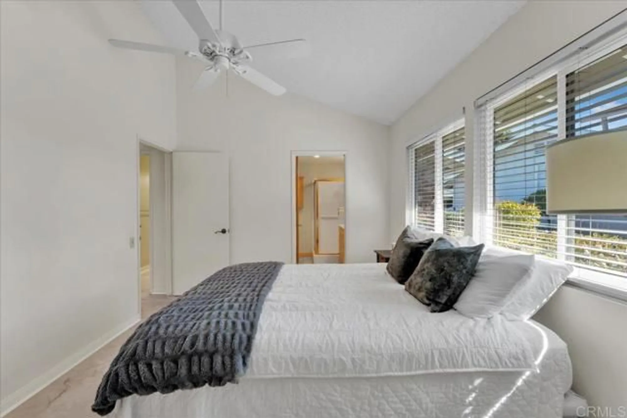 Property Slideshow image 33 of 44 | 3685 vista campana 56, Oceanside, CA, 92057
