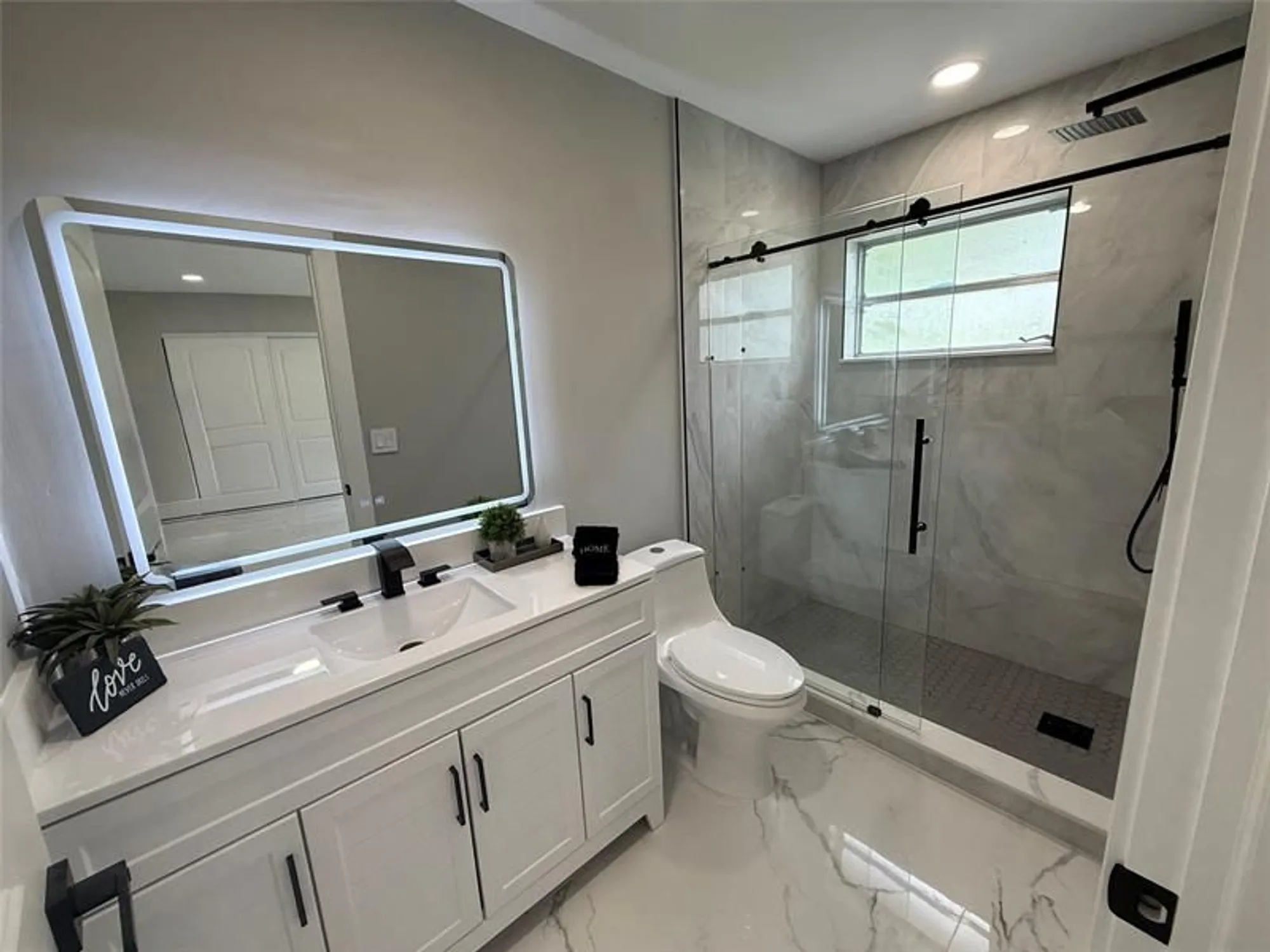 Property Slideshow image 16 of 16 | 4935 nw 2nd st d, Delray Beach, FL, 33445