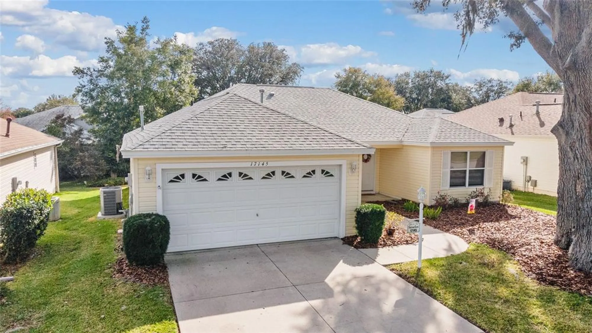 Property Slideshow image 44 of 57 | 17145 se 93rd yondel cir, The Villages, FL, 32162