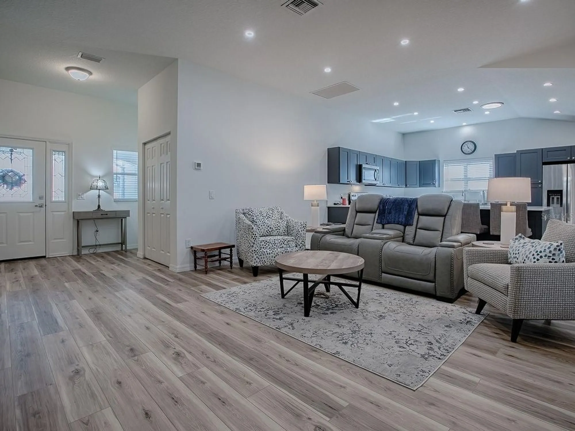 Property Slideshow image 10 of 50 | 1010 ventura dr, The Villages, FL, 32159