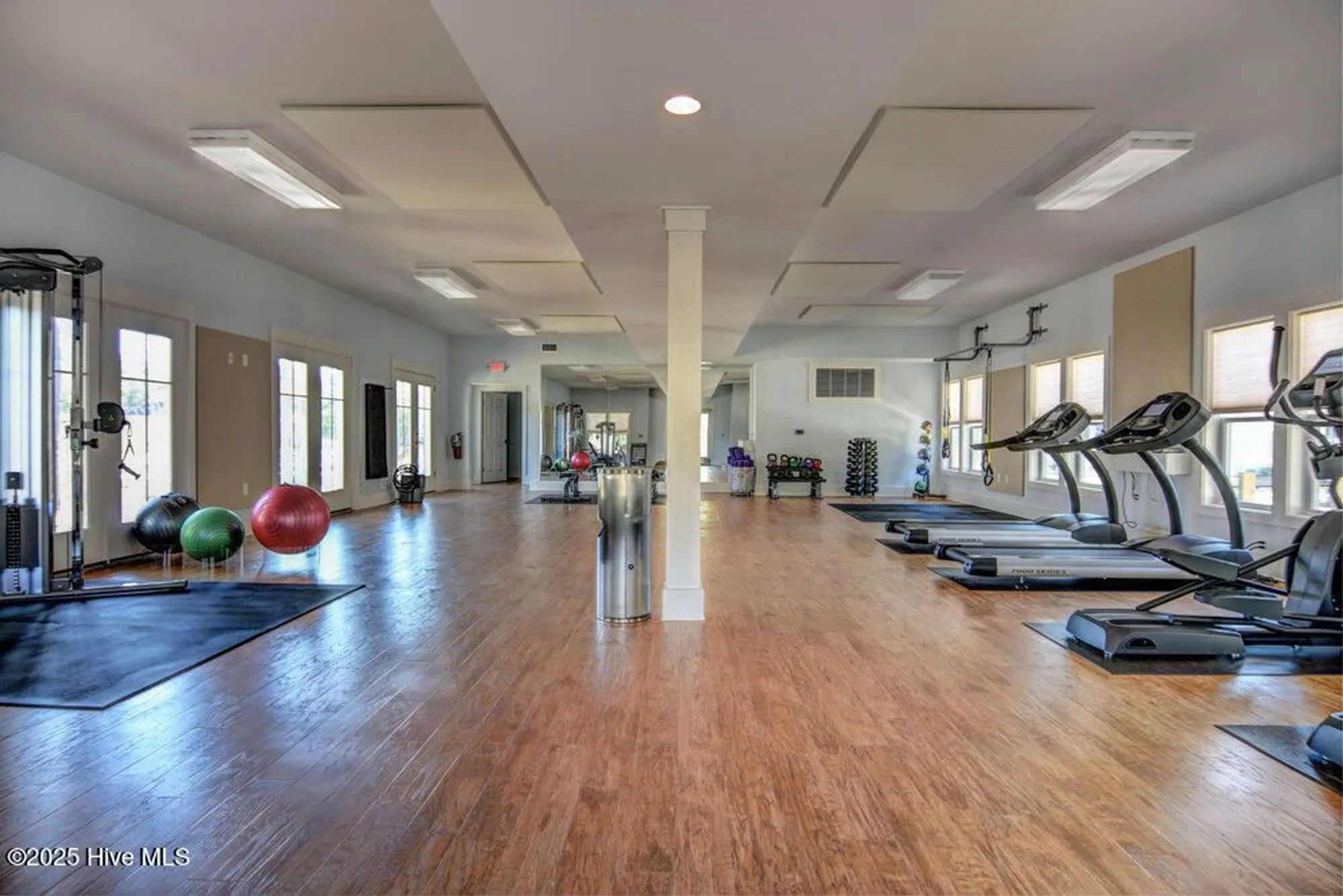 Property Slideshow image 106 of 128 | 3623 white cliffs dr, Castle Hayne, NC, 28429