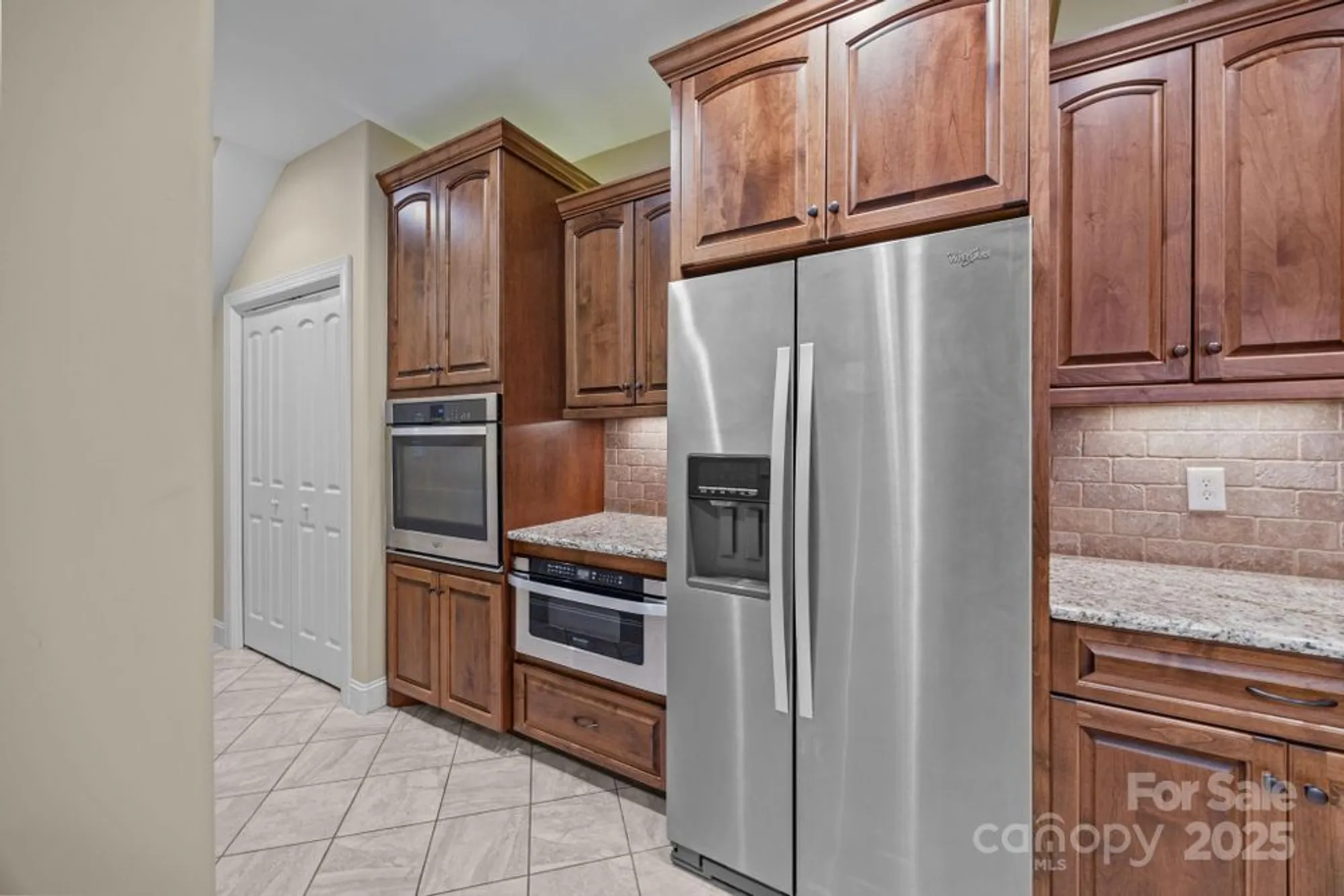 Property Slideshow image 13 of 37 | 8657 sonata ct, Denver, NC, 28037