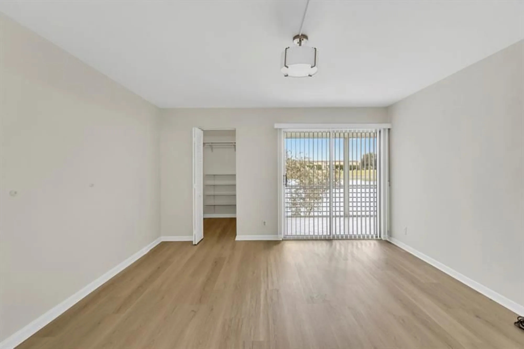 Property Slideshow image 14 of 59 | 3204 portofino pt l2, Coconut Creek, FL, 33066