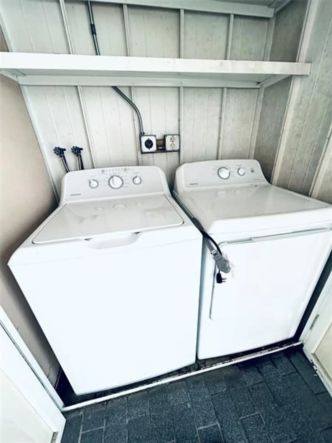 Property Slideshow image 12 of 20 | 226 brittany e unit e, Delray Beach, FL, 33446