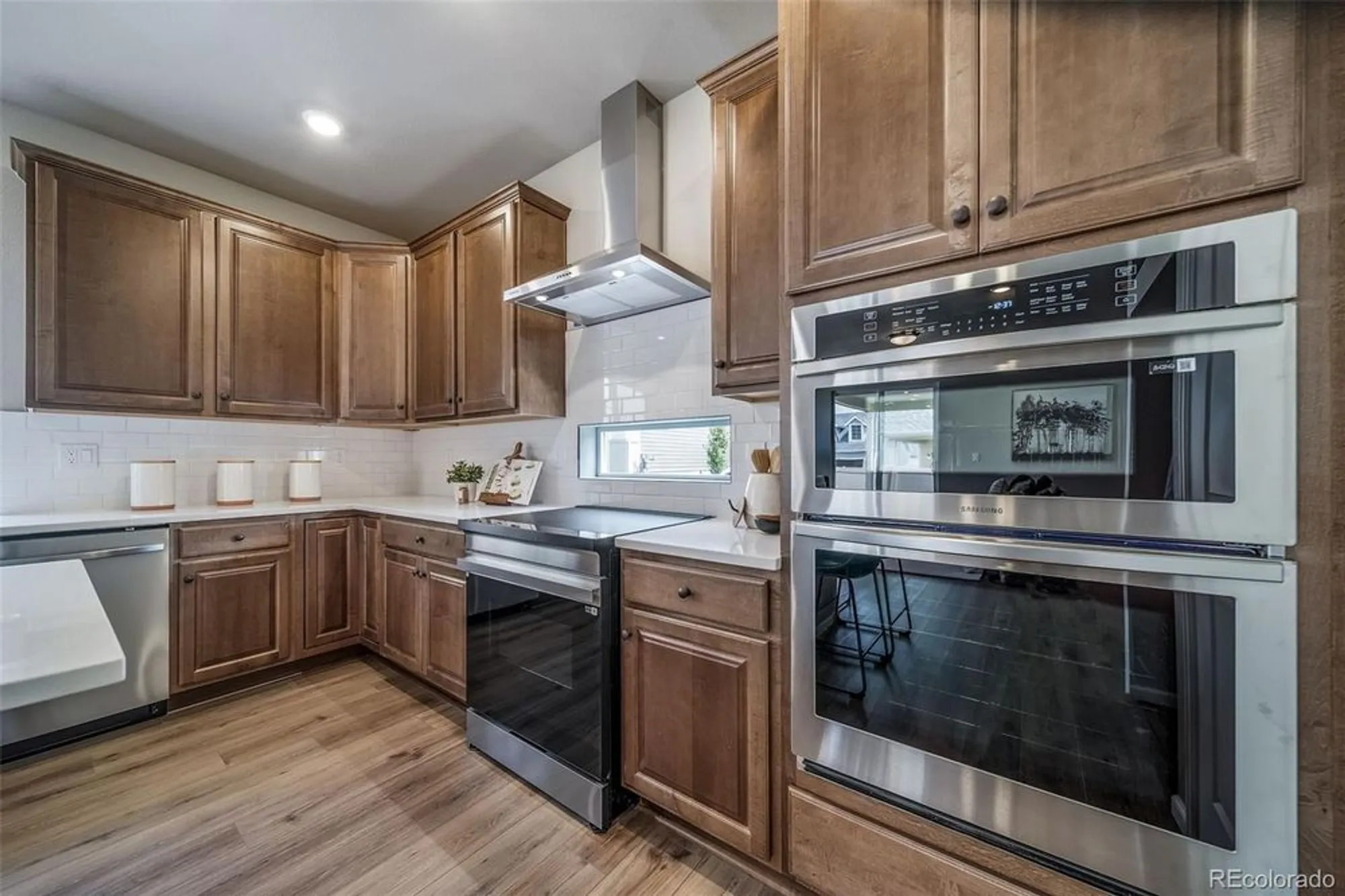 Property Slideshow image 2 of 29 | 21845 e 51st dr, Aurora, CO, 80019