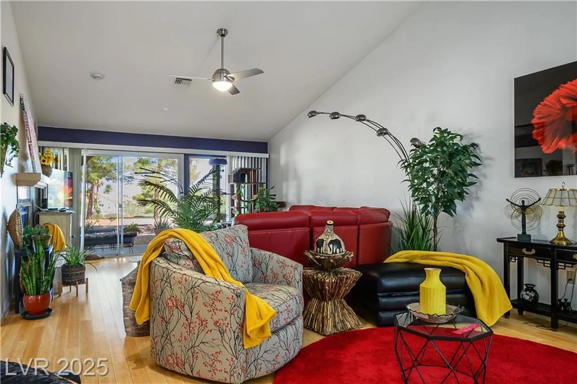Property Slideshow image 5 of 63 | 9012 sundial dr, Las Vegas, NV, 89134