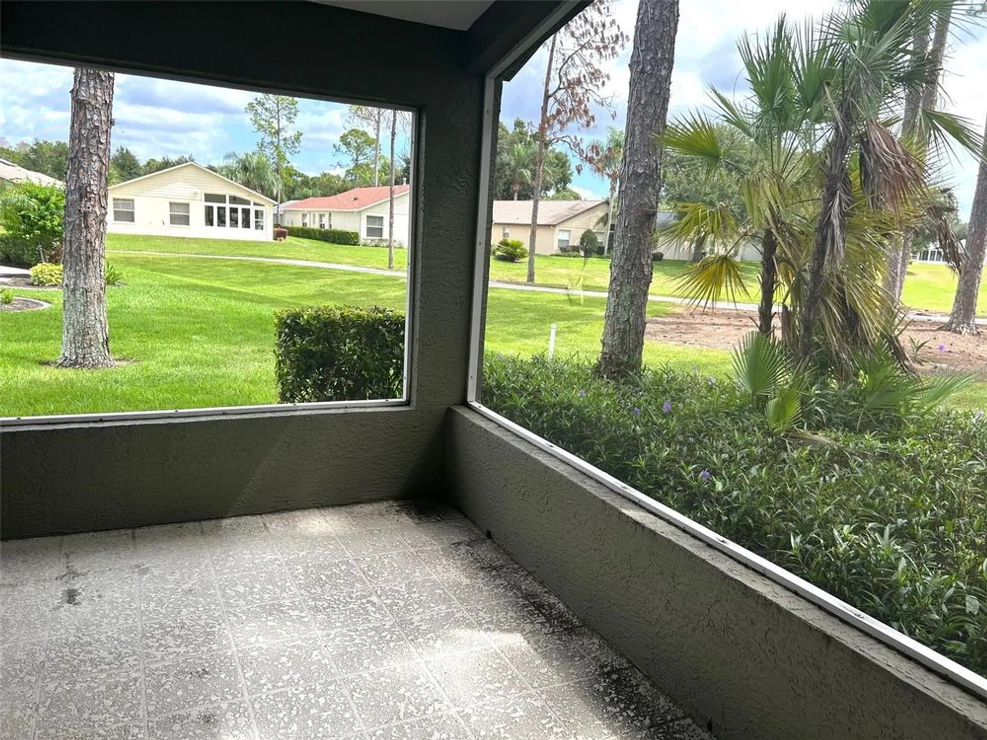 Property Slideshow image 19 of 40 | 11904 aranda ct, Hudson, FL, 34667