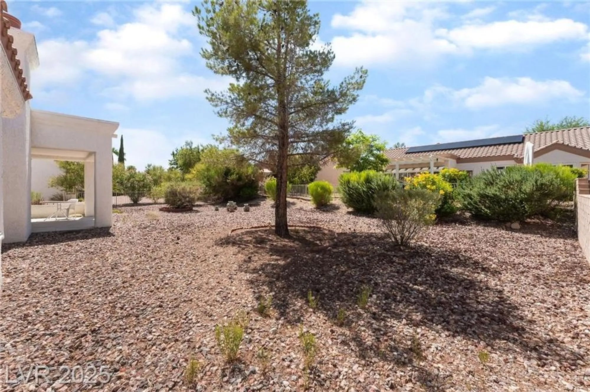 Property Slideshow image 26 of 31 | 2601 desert sands dr, Las Vegas, NV, 89134