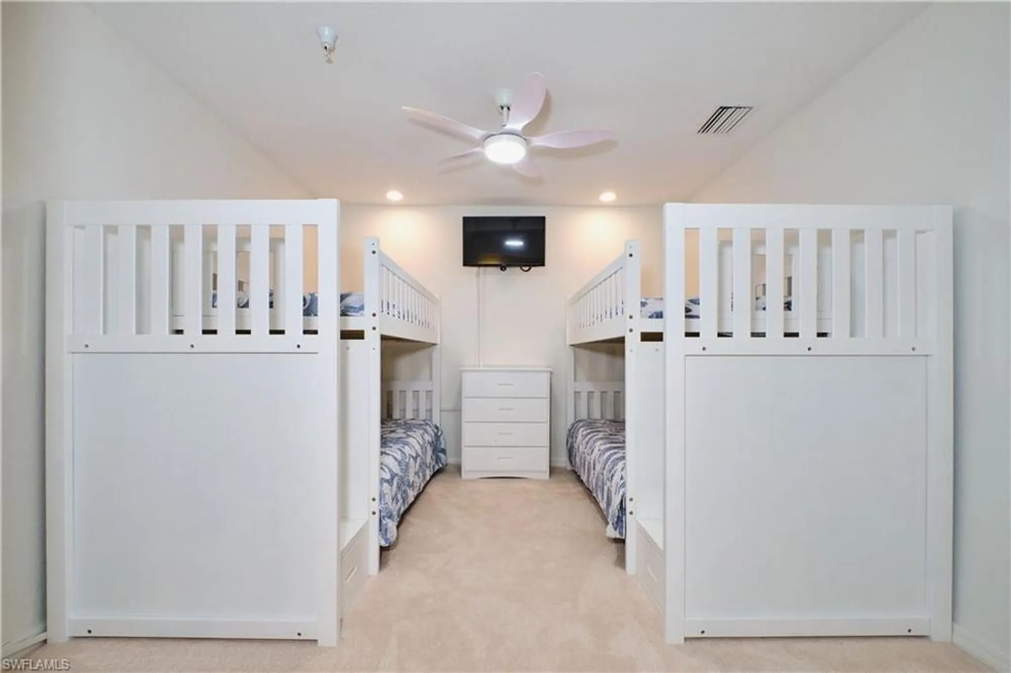 Property Slideshow image 32 of 50 | 28051 bridgetown ct unit 5725, Bonita Springs, FL, 34135