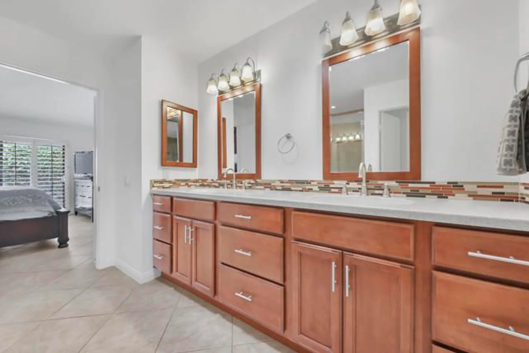 Property Slideshow image 19 of 37 | 55174 shoal crk, La Quinta, CA, 92253