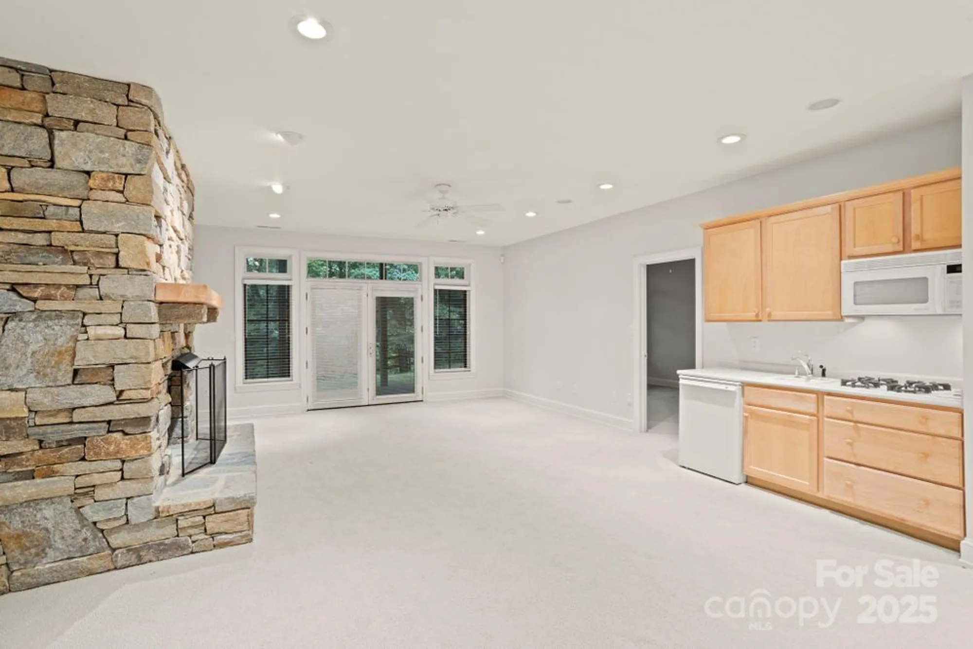 Property Slideshow image 30 of 48 | 132 berry creek dr, Flat Rock, NC, 28731