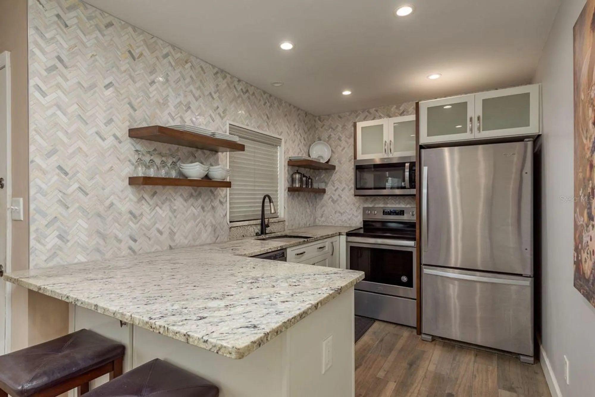 Property Slideshow image 2 of 18 | 1250 s pinellas ave apt 214, Tarpon Springs, FL, 34689