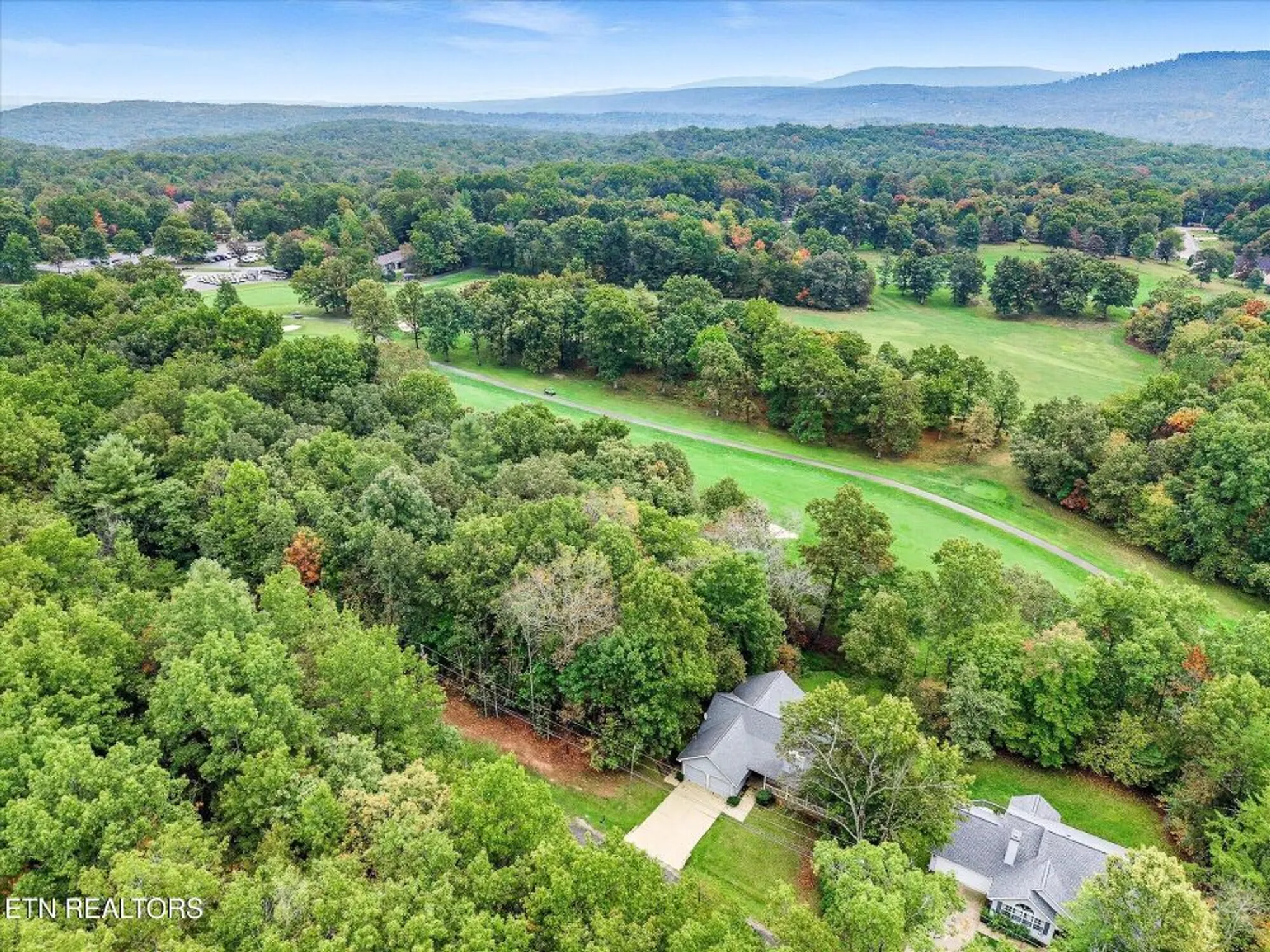 Property Slideshow image 41 of 44 | 34 beachwood ln, Crossville, TN, 38558