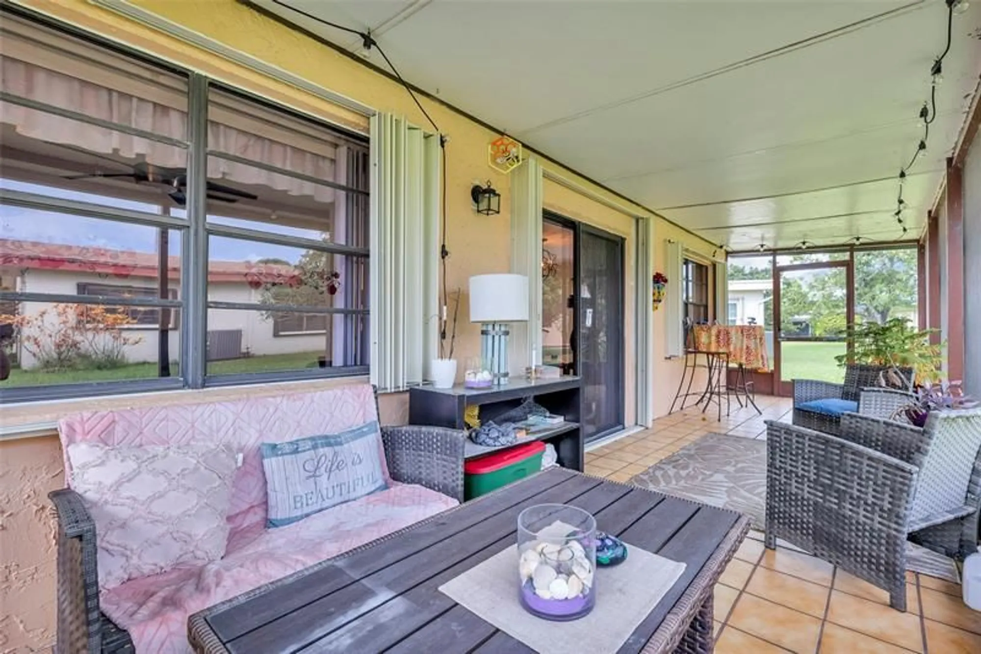 Property Slideshow image 40 of 50 | 9802 nw 75th ct, Tamarac, FL, 33321