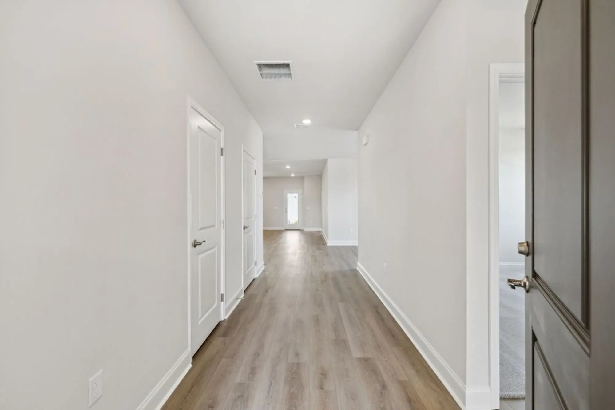 Property Slideshow image 7 of 38 | 344 stonehaus cir, Antioch, TN, 37013