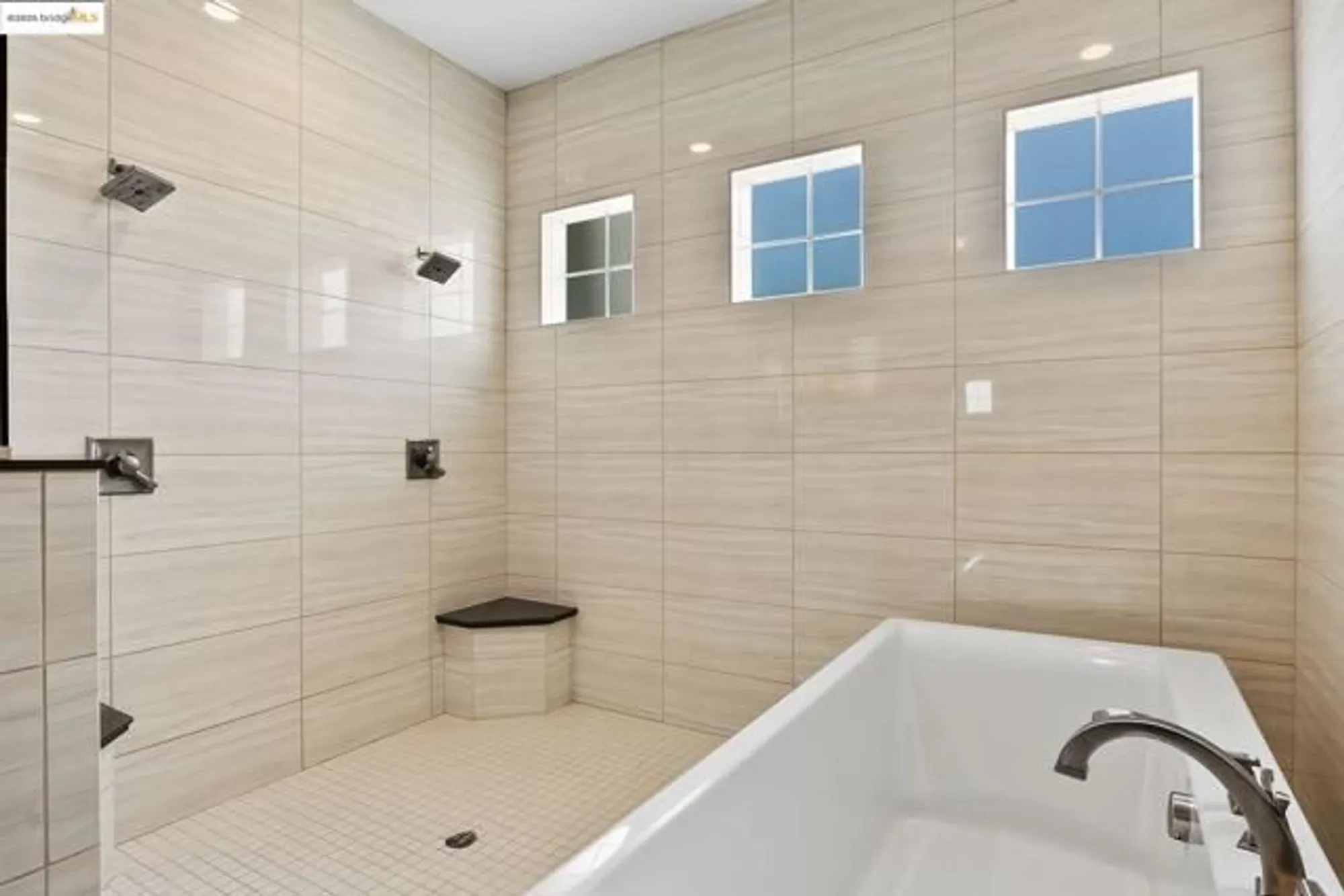 Property Slideshow image 30 of 54 | 1890 late harvest ct, Brentwood, CA, 94513