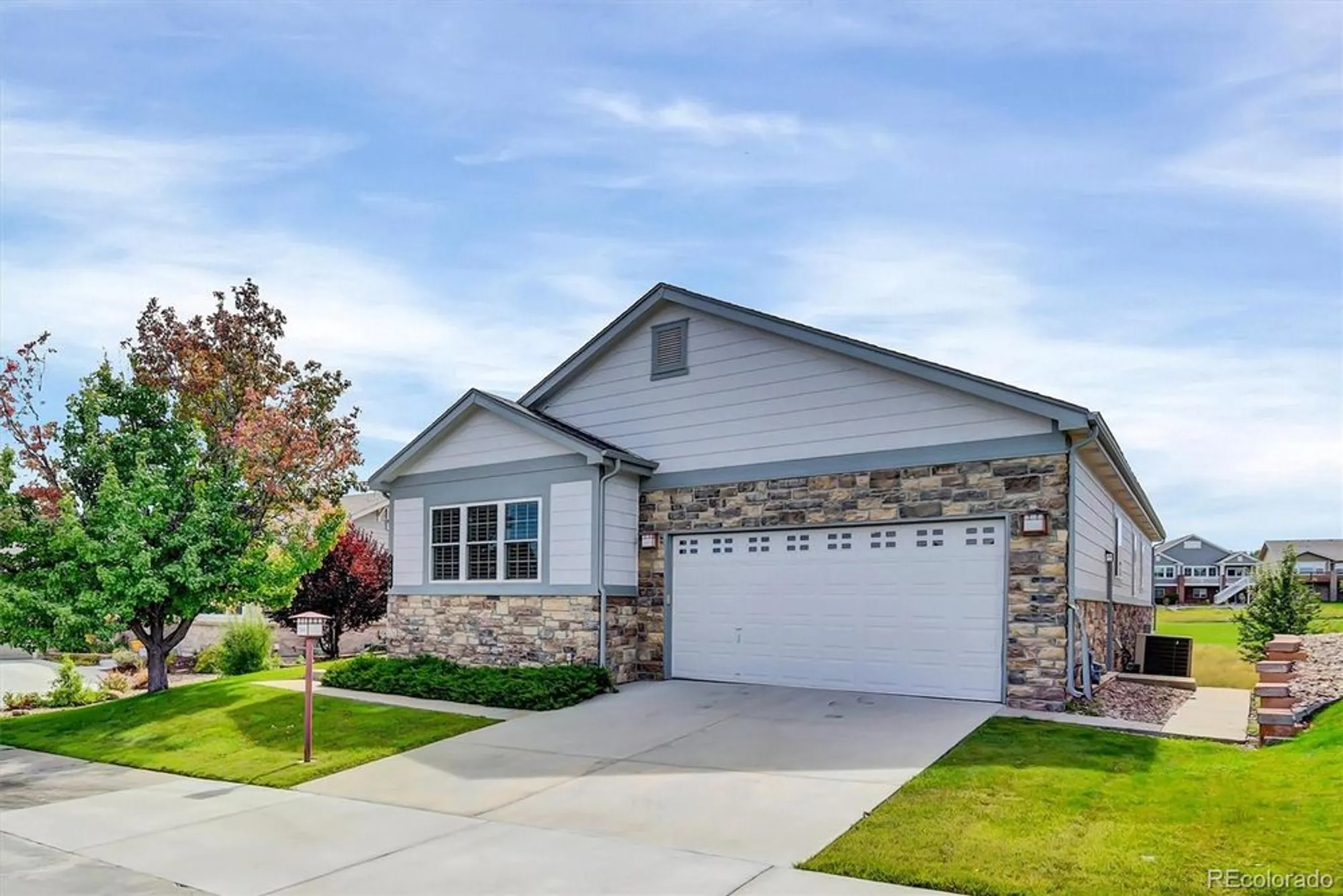 Property Slideshow image 3 of 34 | 23464 e heritage pkwy, Aurora, CO, 80016