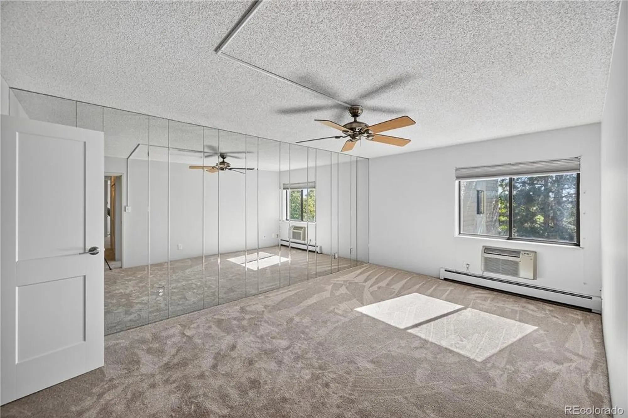 Property Slideshow image 12 of 34 | 13952 e marina dr 510, Aurora, CO, 80014