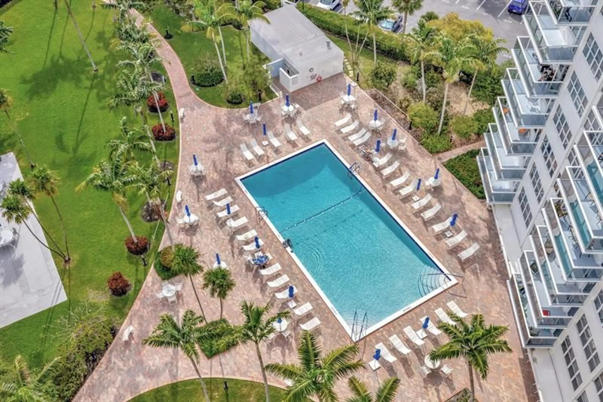 Property Slideshow image 34 of 45 | 3300 ne 36th st apt 1617, Fort Lauderdale, FL, 33308