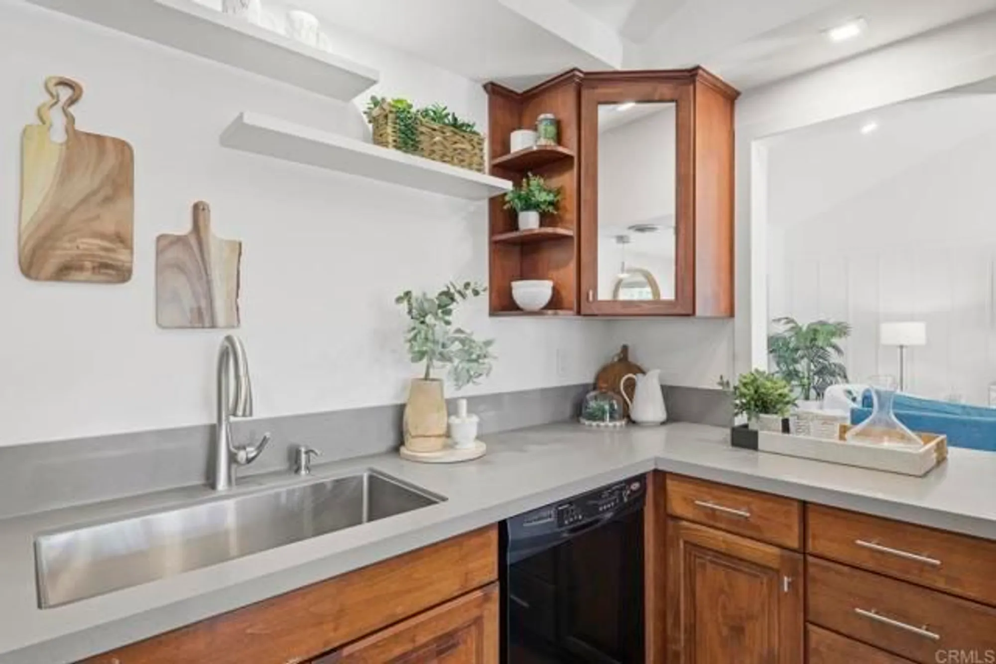 Property Slideshow image 24 of 44 | 1541 via entrada del lago, San Marcos, CA, 92078