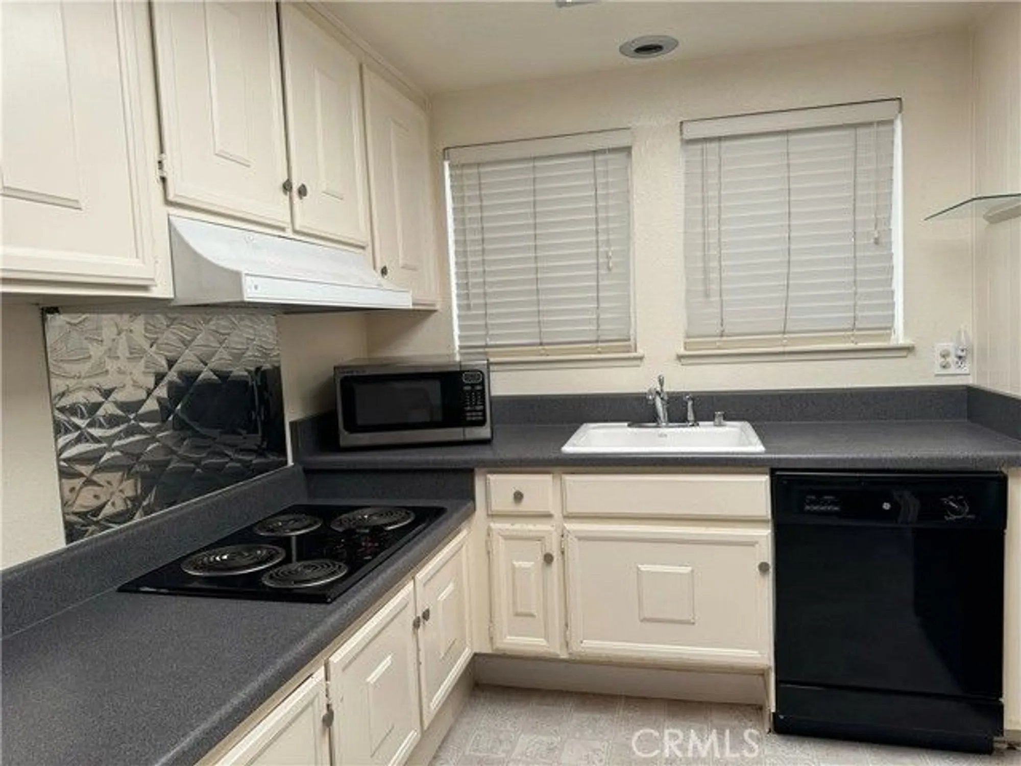 Property Slideshow image 9 of 26 | 661 avenida sevilla o, Laguna Woods, CA, 92637