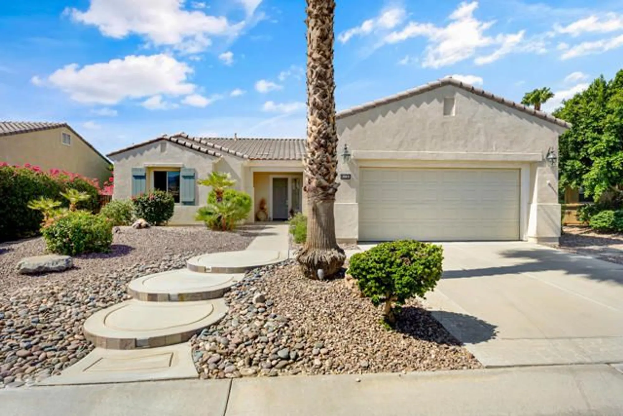 Property Slideshow image 4 of 47 | 81193 avenida tres lagunas, Indio, CA, 92203