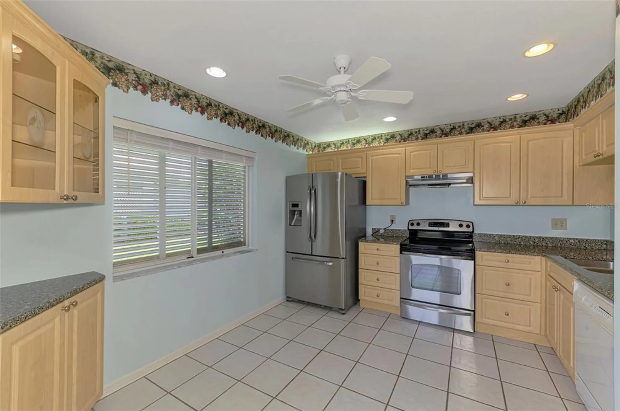 Property Slideshow image 13 of 58 | 420 wexford cir # 124, Venice, FL, 34293