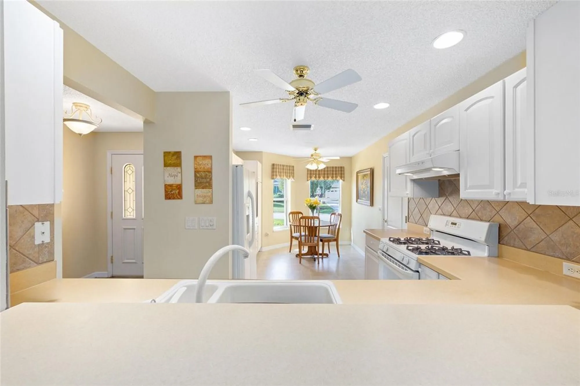 Property Slideshow image 7 of 47 | 8368 se 176th lawson loop, The Villages, FL, 32162