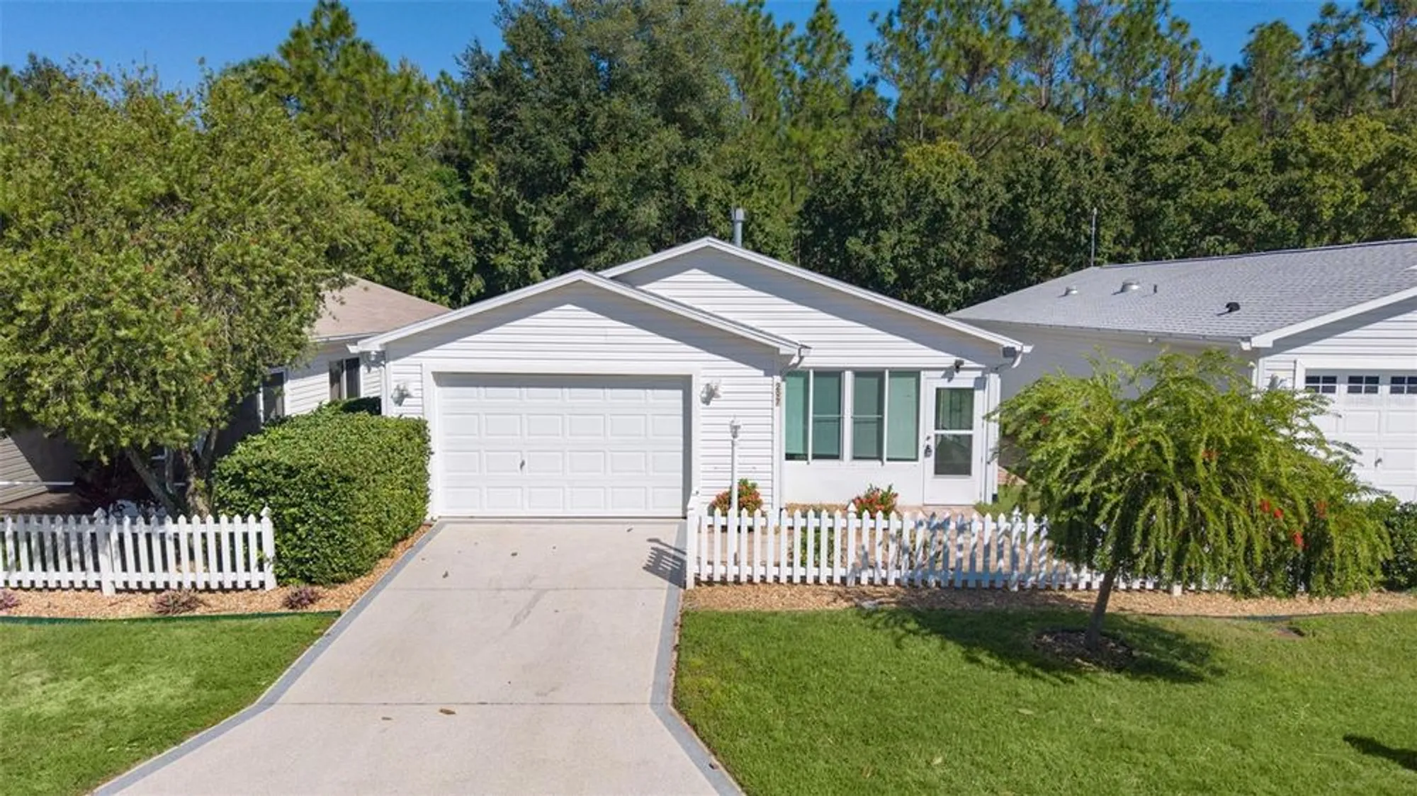 Property Slideshow image 34 of 38 | 297 emmalee pl, The Villages, FL, 32162