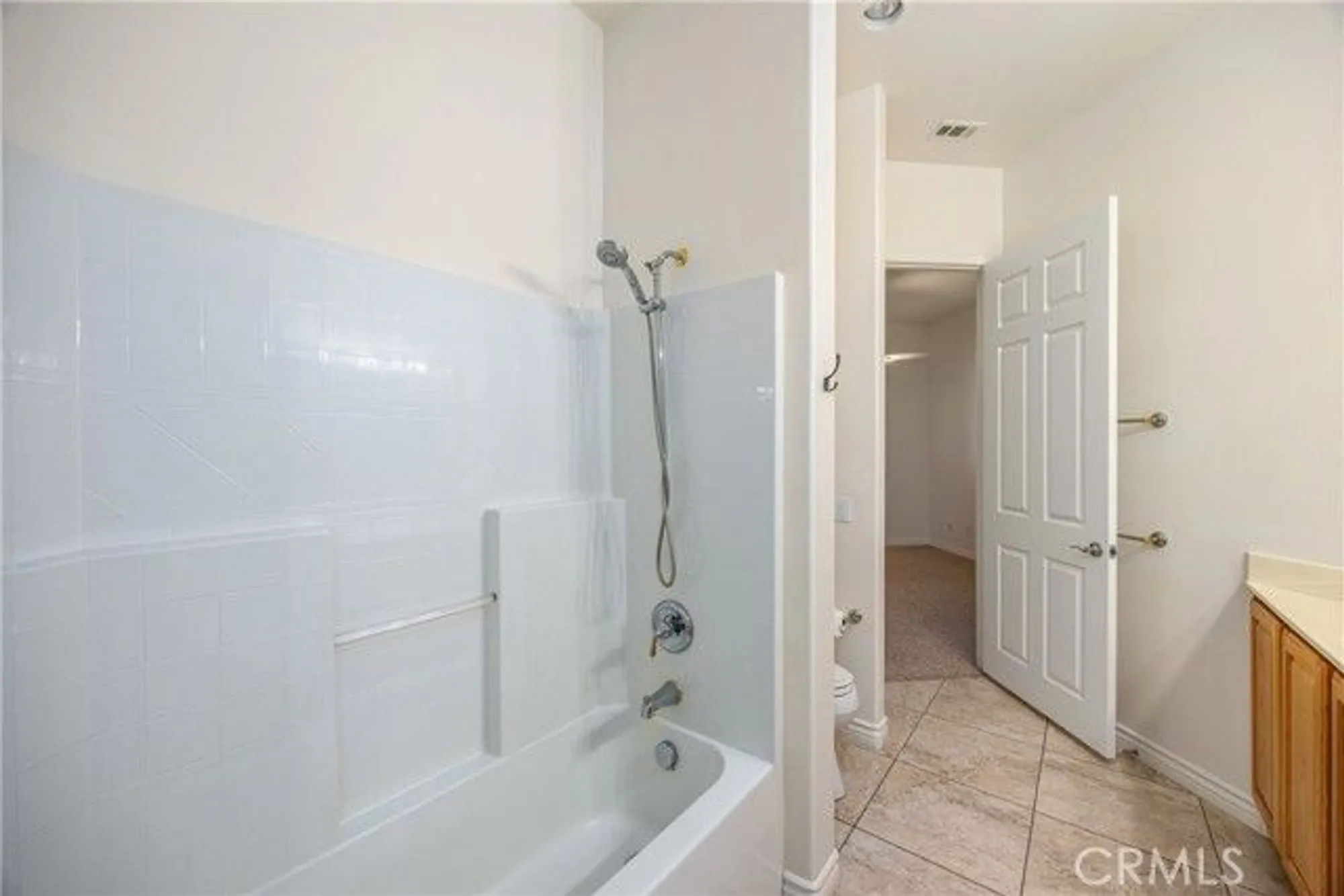 Property Slideshow image 24 of 39 | 1794 n forest oaks dr, Beaumont, CA, 92223