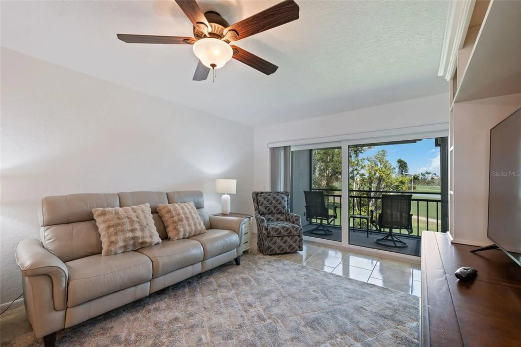 Property Slideshow image 13 of 49 | 6210 sun blvd apt 206, Saint Petersburg, FL, 33715