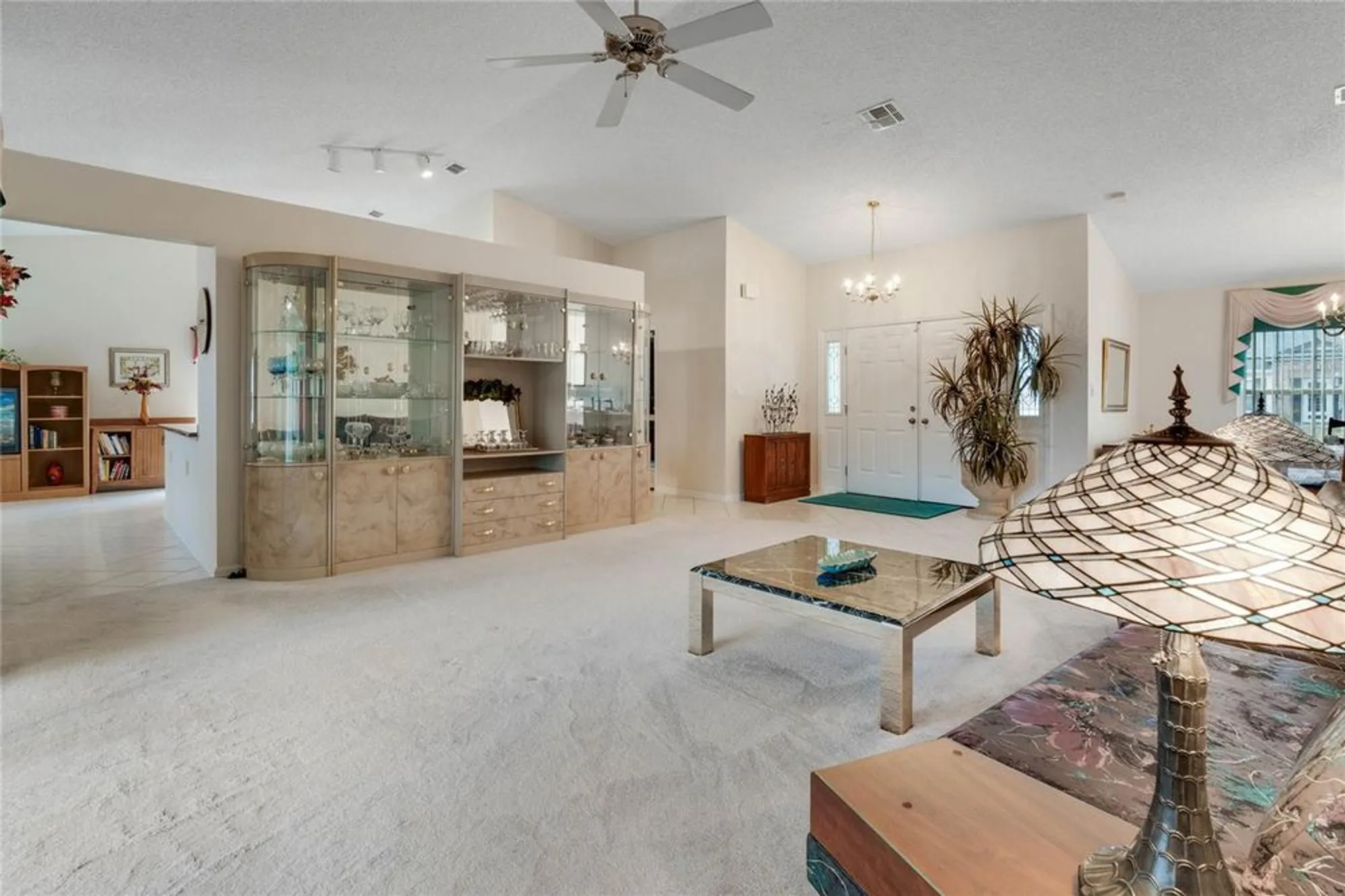 Property Slideshow image 9 of 59 | 25274 lost oak cir, Leesburg, FL, 34748