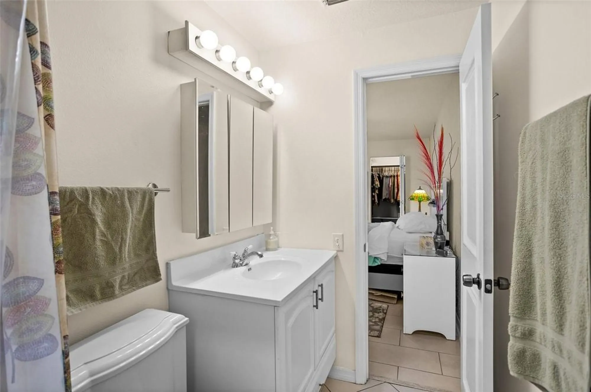 Property Slideshow image 17 of 39 | 3018 59th st 115, Gulfport, FL, 33707