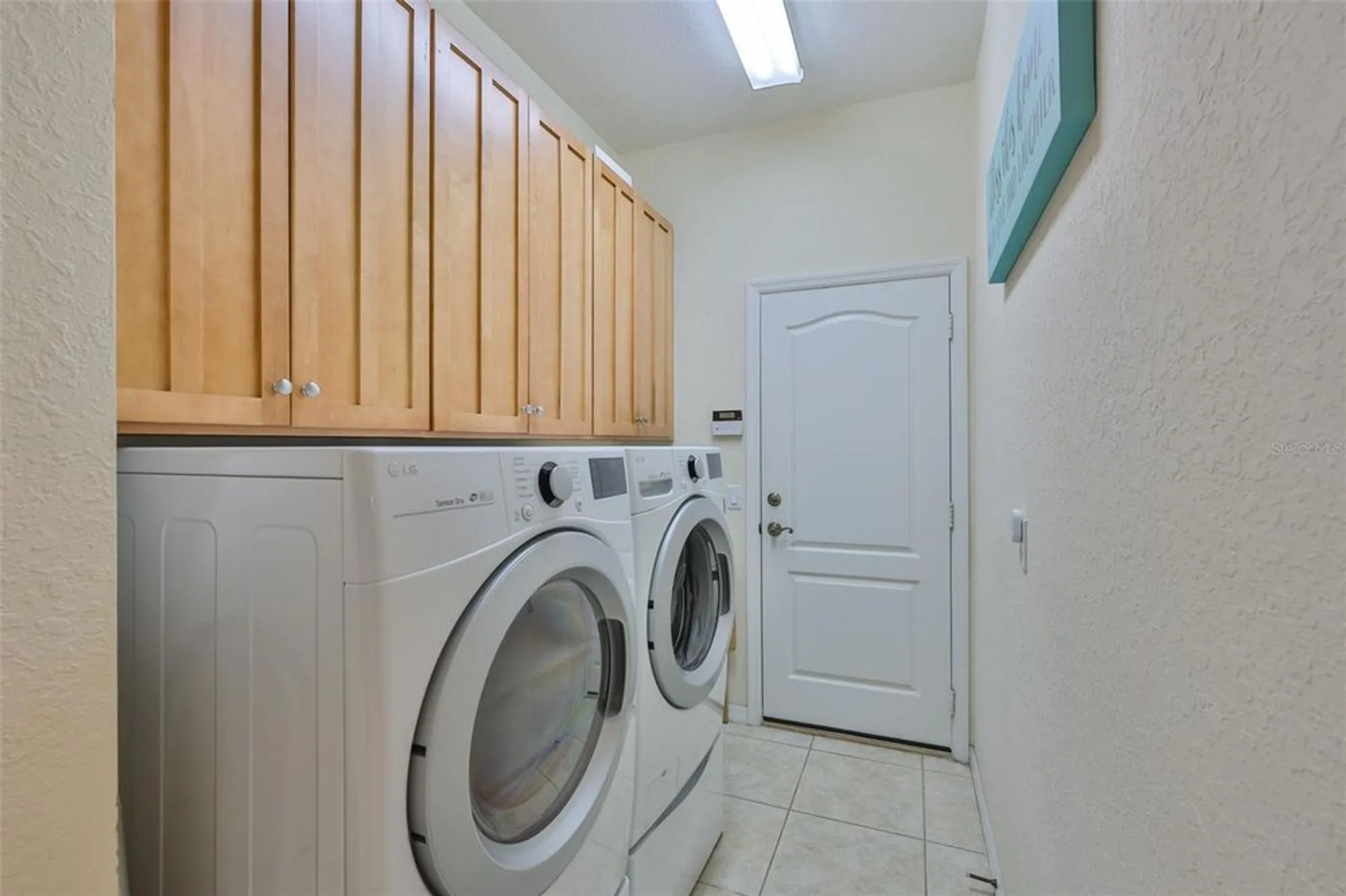 Property Slideshow image 27 of 63 | 2044 sifield greens way, Sun City Center, FL, 33573