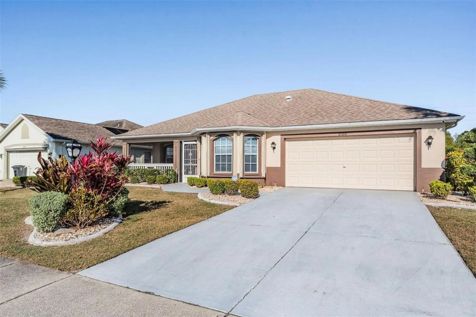 Property Slideshow image 28 of 62 | 2335 e del webb blvd, Sun City Center, FL, 33573