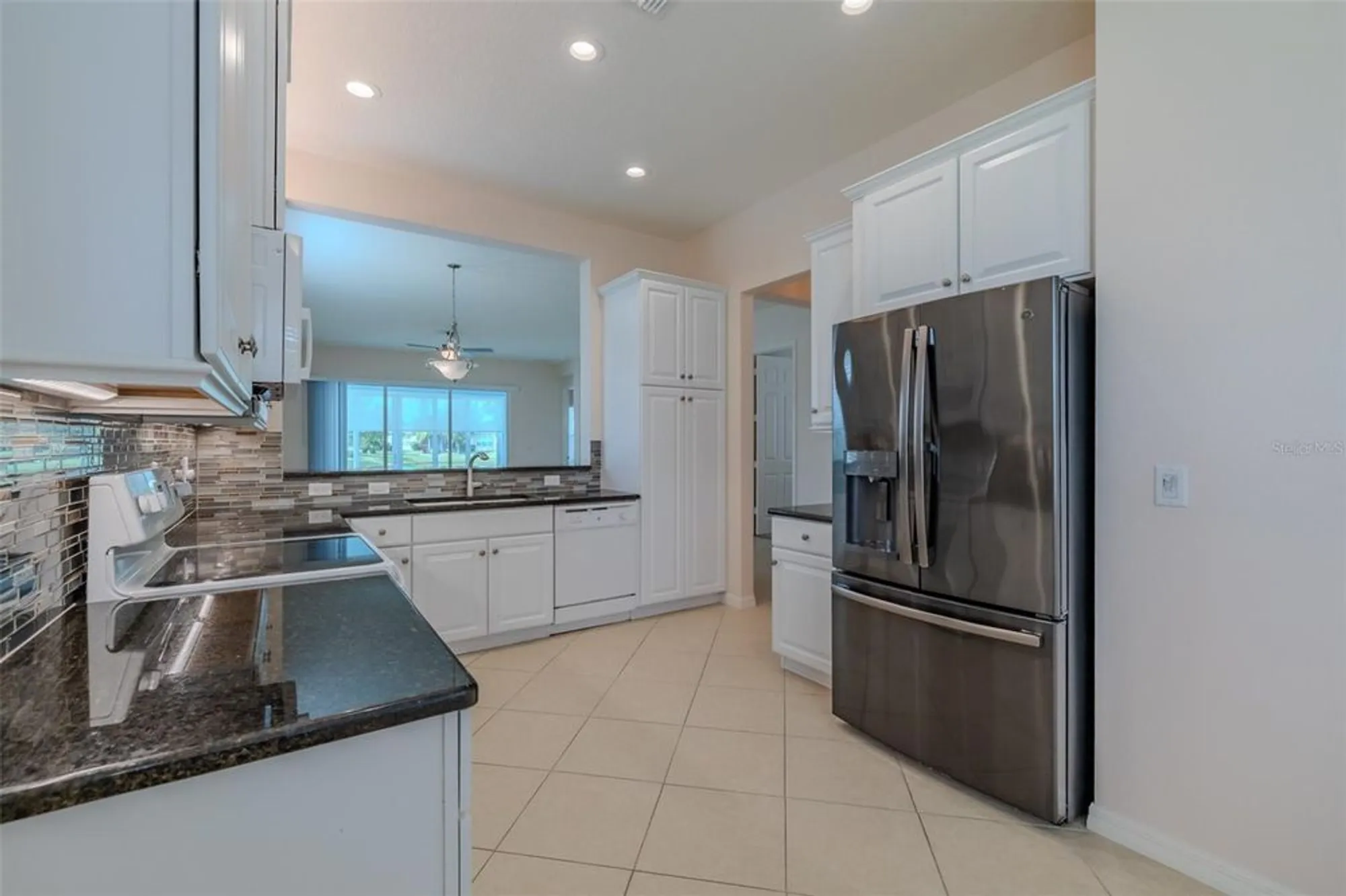 Property Slideshow image 9 of 100 | 4817 sandy glen way, Wimauma, FL, 33598