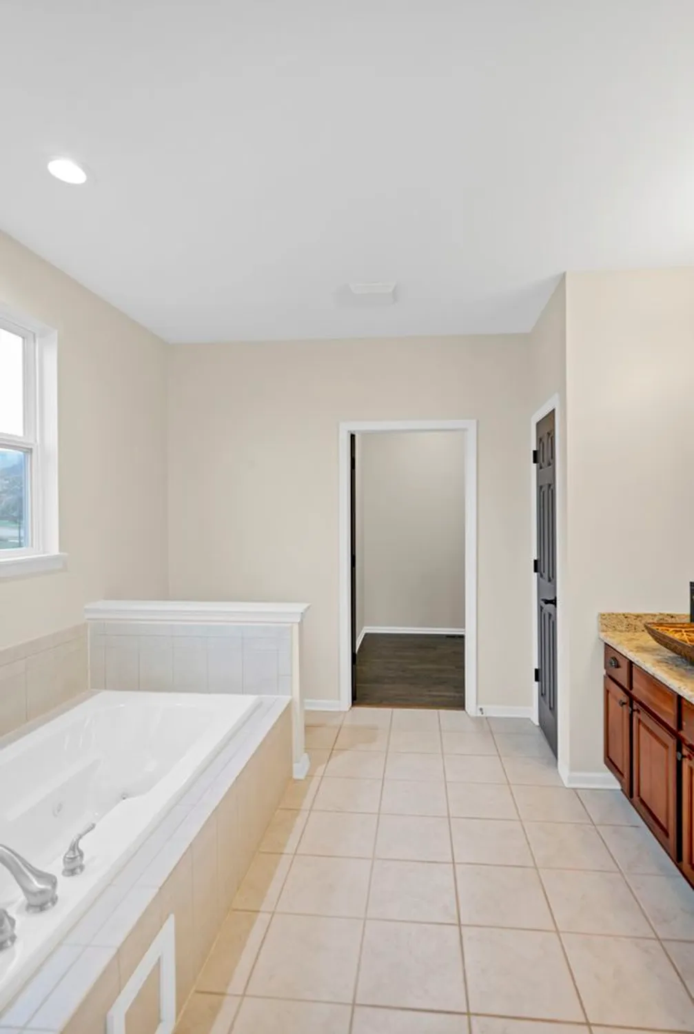 Property Slideshow image 50 of 71 | 2660 harnish dr, Algonquin, IL, 60102