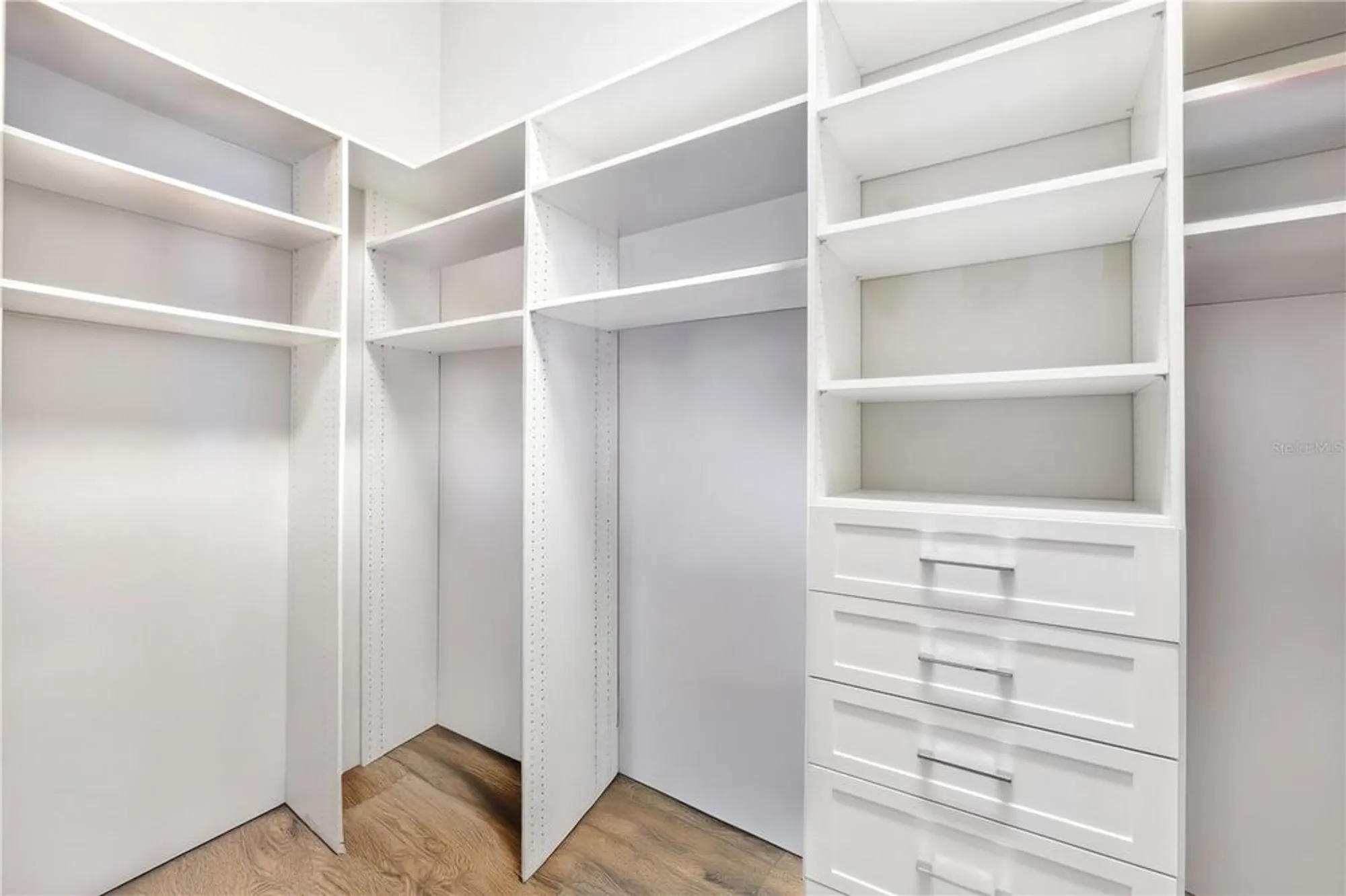 Property Slideshow image 17 of 91 | 4745 benito ct, Lakewood Ranch, FL, 34211