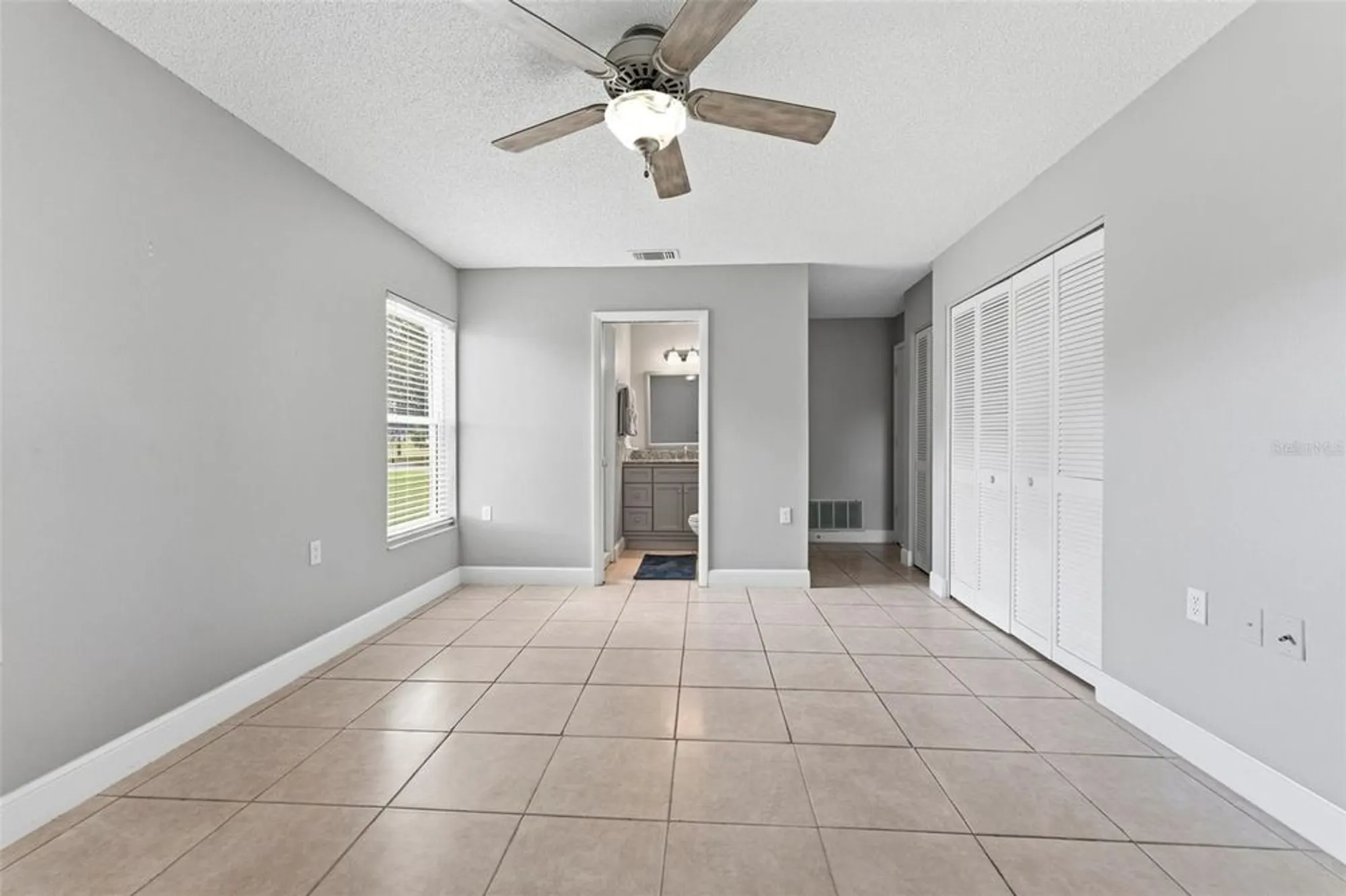 Property Slideshow image 16 of 25 | 8723 benton dr, Port Richey, FL, 34668