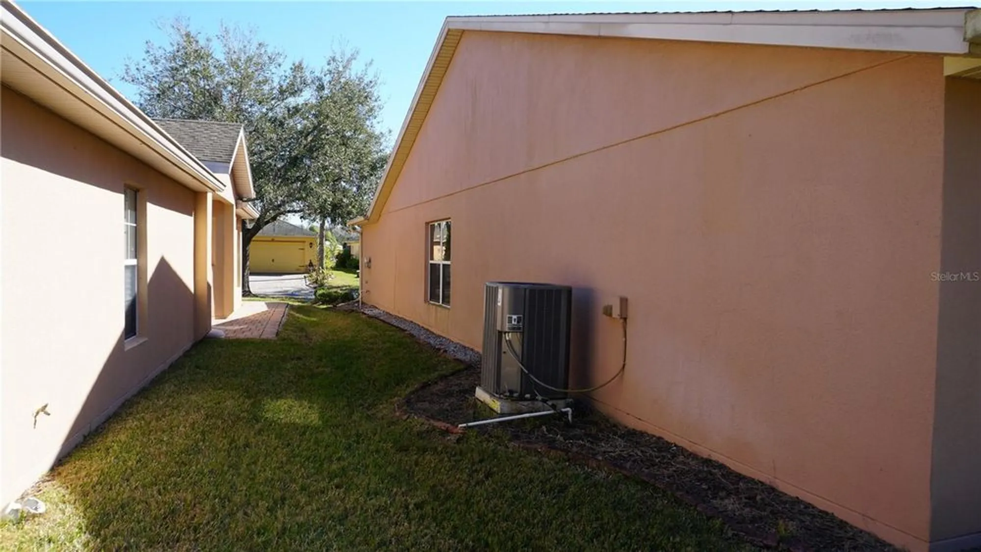 Property Slideshow image 6 of 32 | 156 grand canal dr, Poinciana, FL, 34759