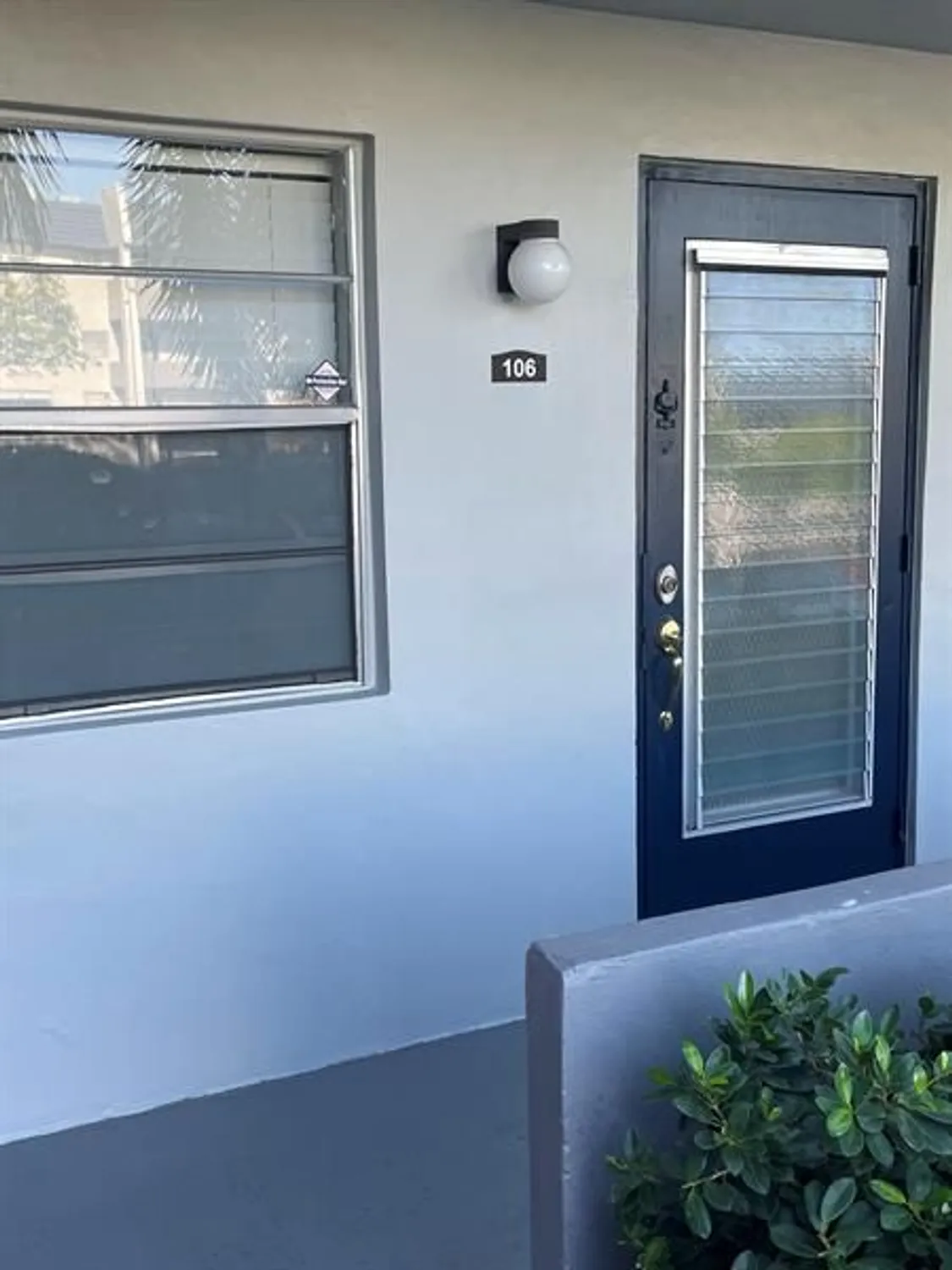 Property Slideshow image 2 of 9 | 7837 golf circle dr apt 106, Margate, FL, 33063